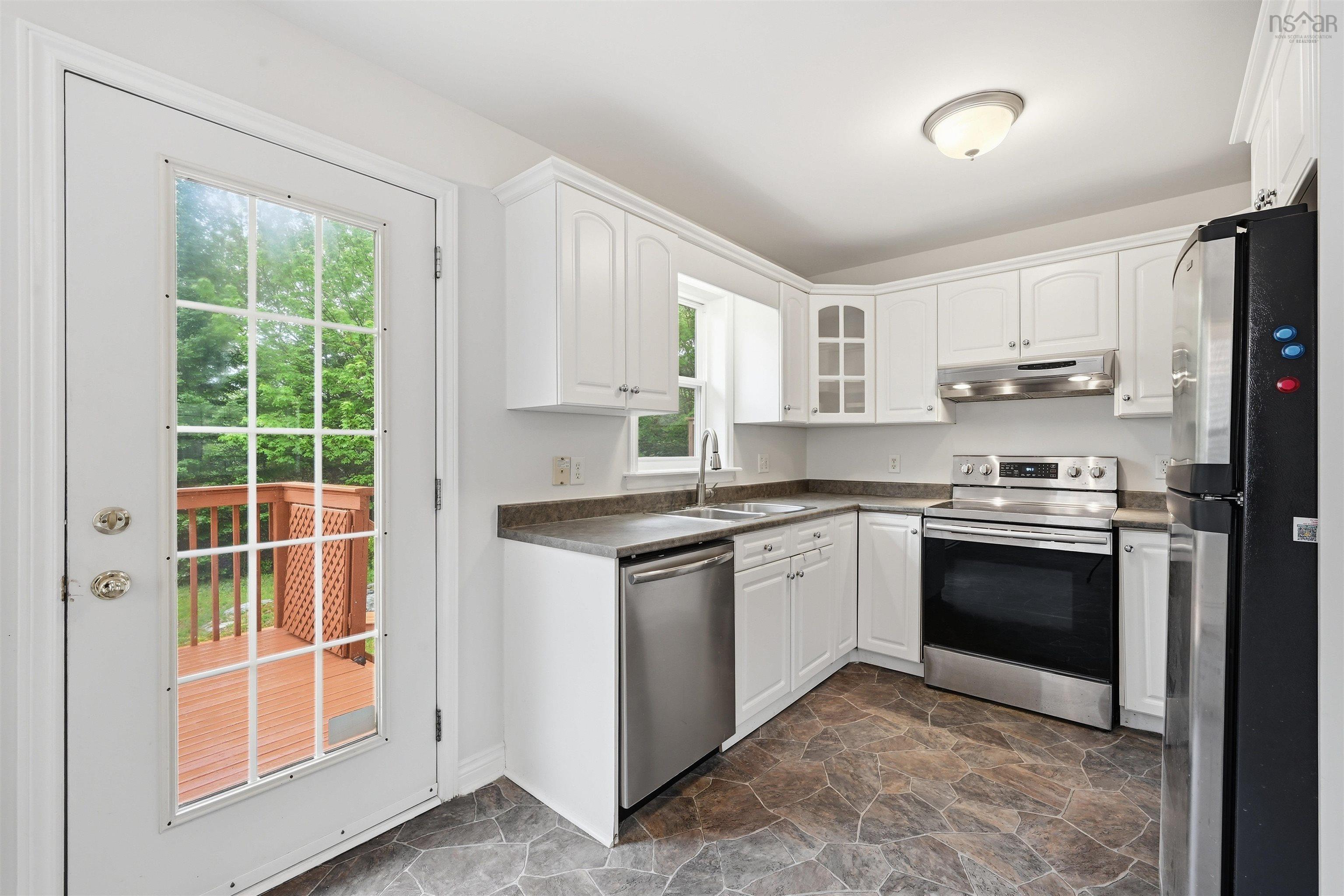 219 Oceanview Drive, Bedford, NS (MLS 202614932)
