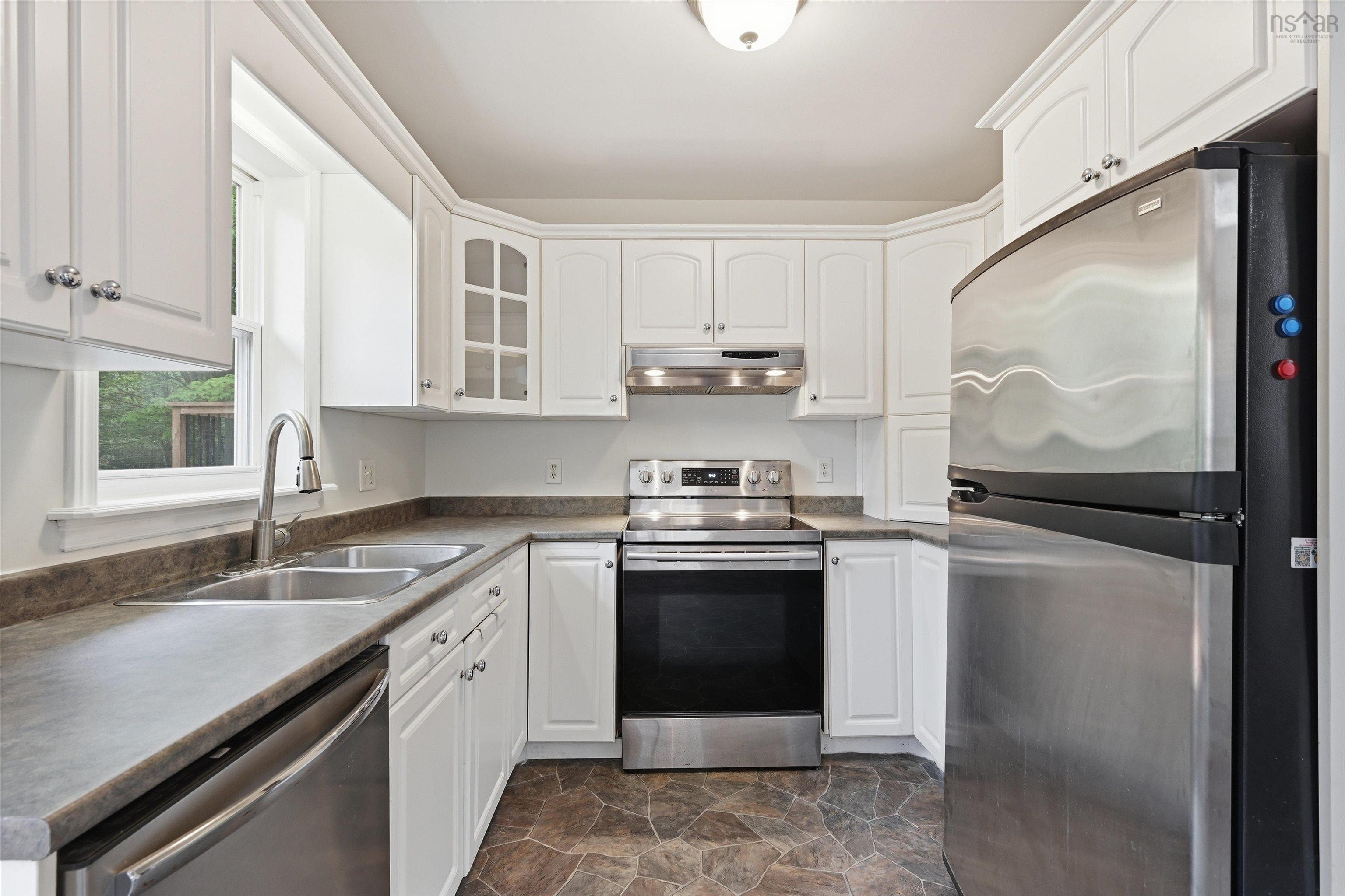 219 Oceanview Drive, Bedford, NS (MLS 202614932)