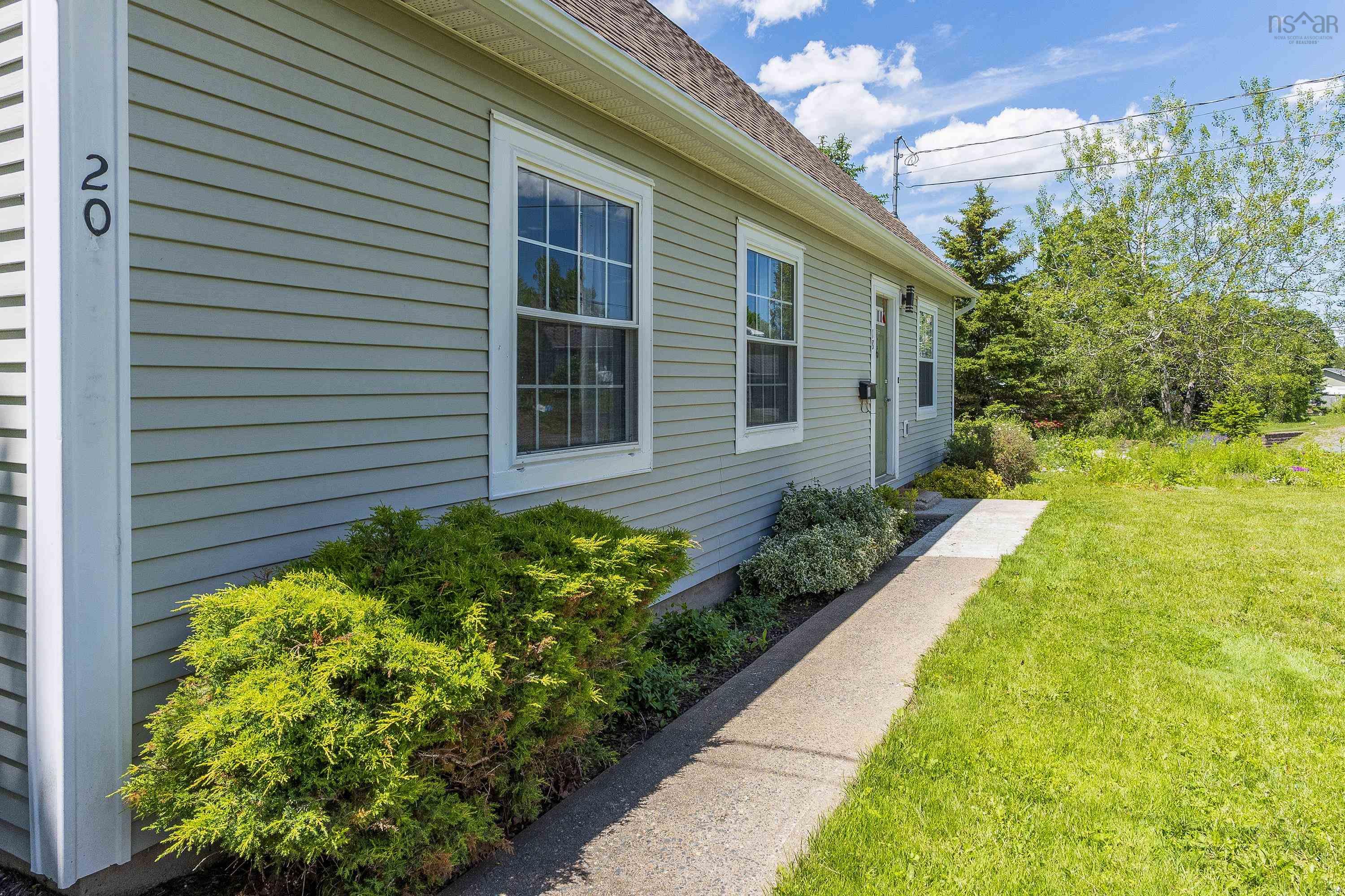 $525,000.00: 18-20 Marina Drive, New Minas