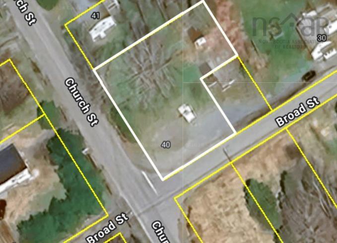 $39,900.00: 40 Broad Street, Guysborough
