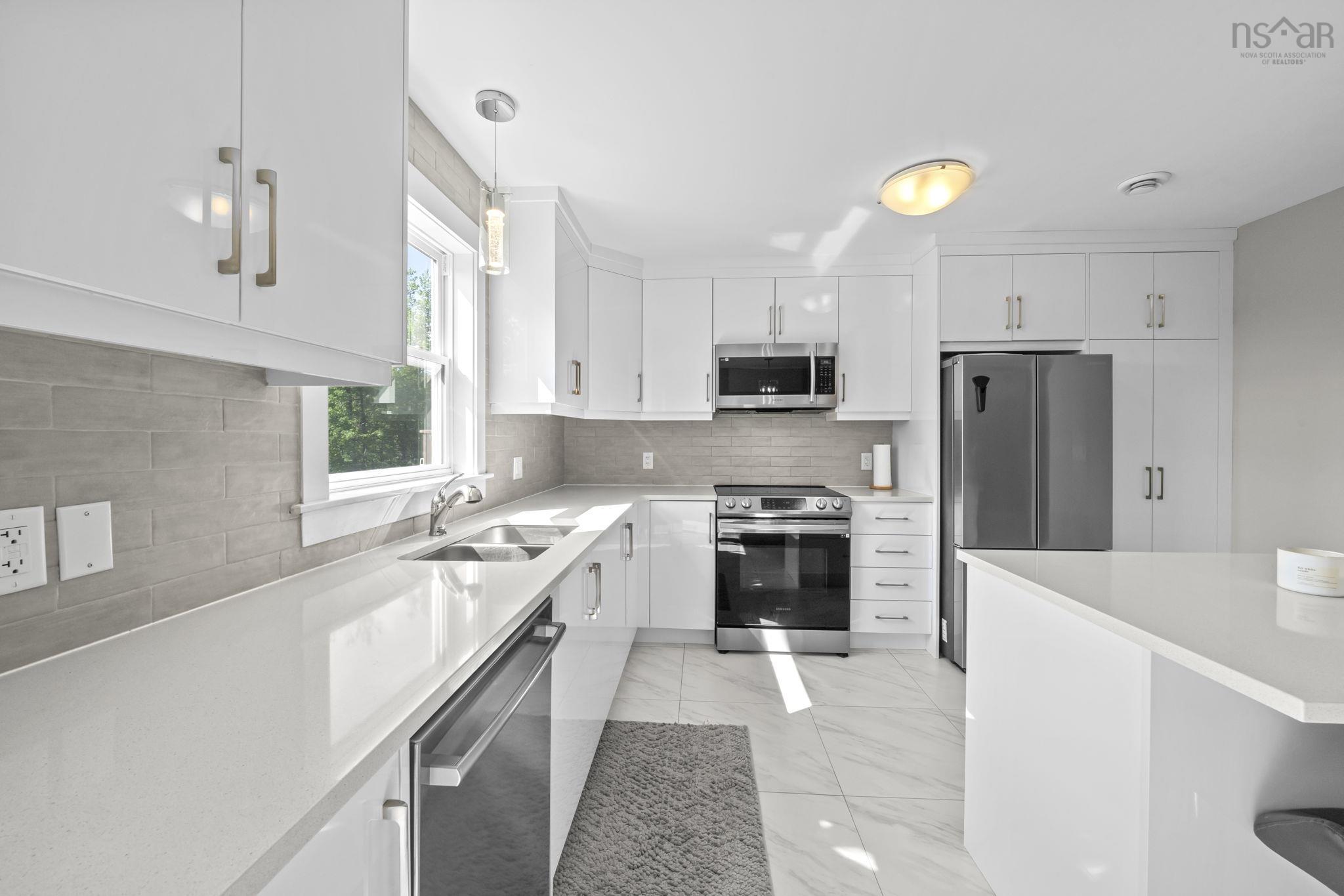 $549,900.00: 42 Sam Crescent, Elmsdale
