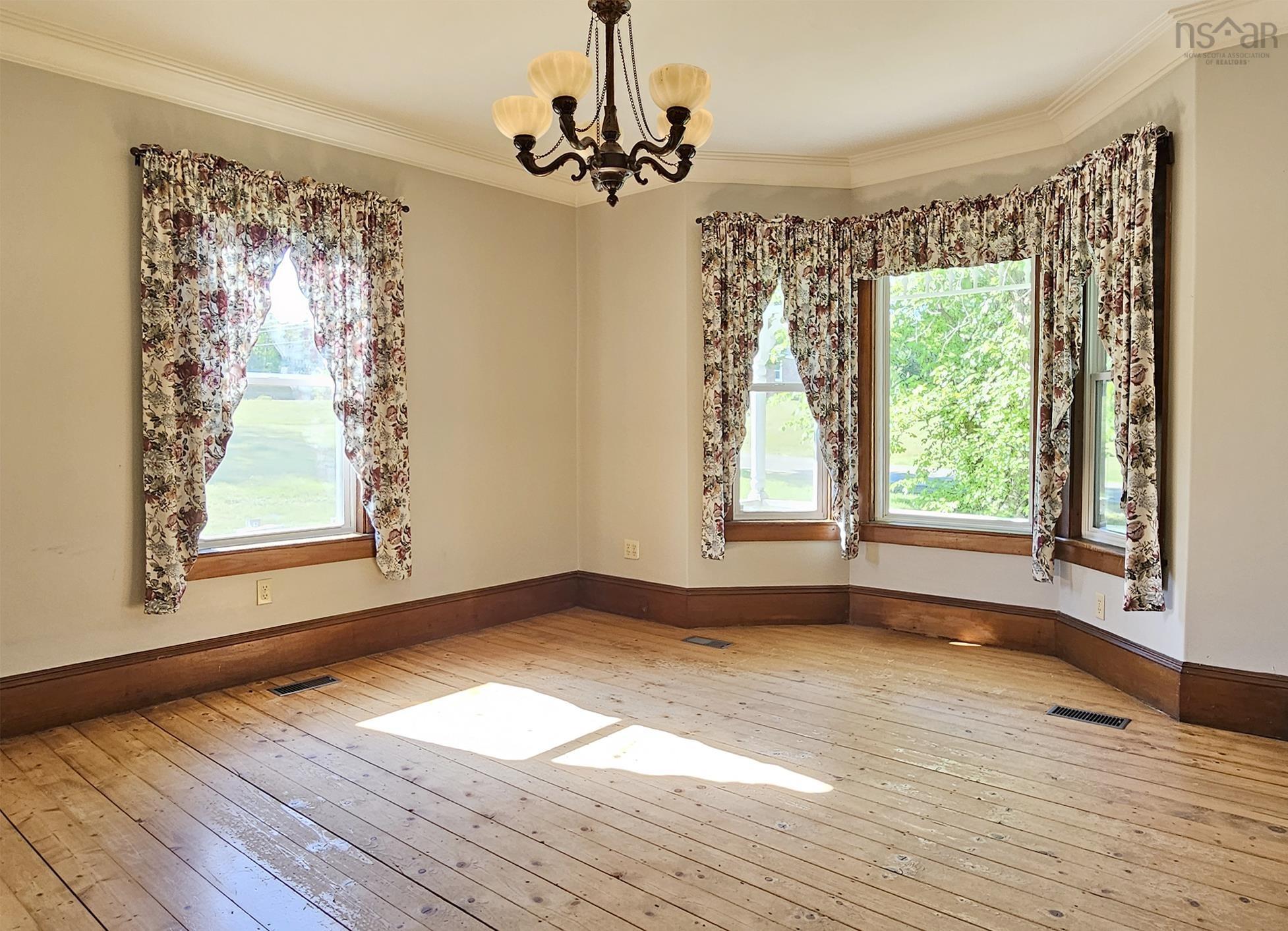 $265,000.00: 6953 Highway 340, Weaver Settlement
