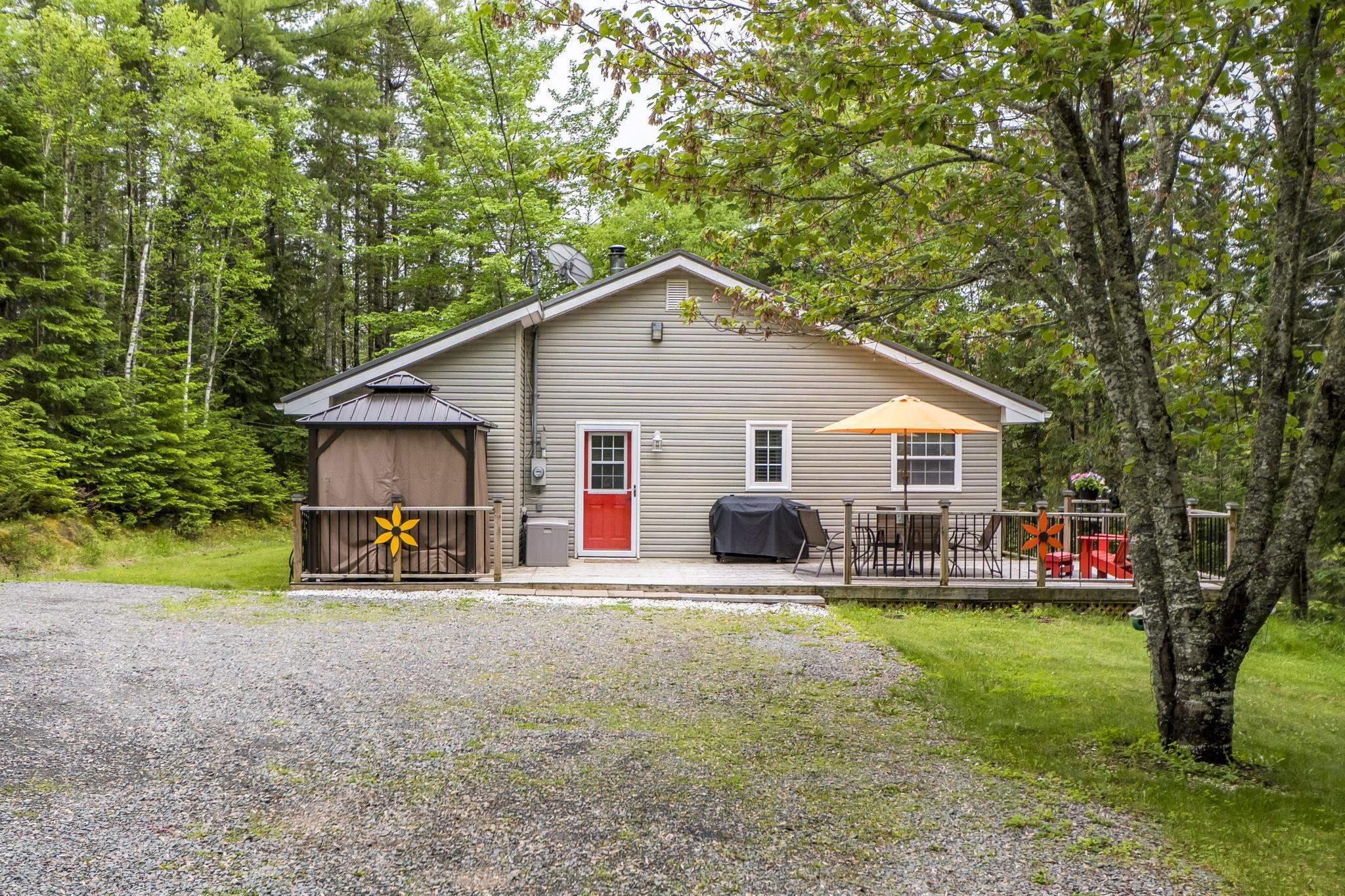 $319,000.00: 303 Hemlock Loop, Cloverdale
