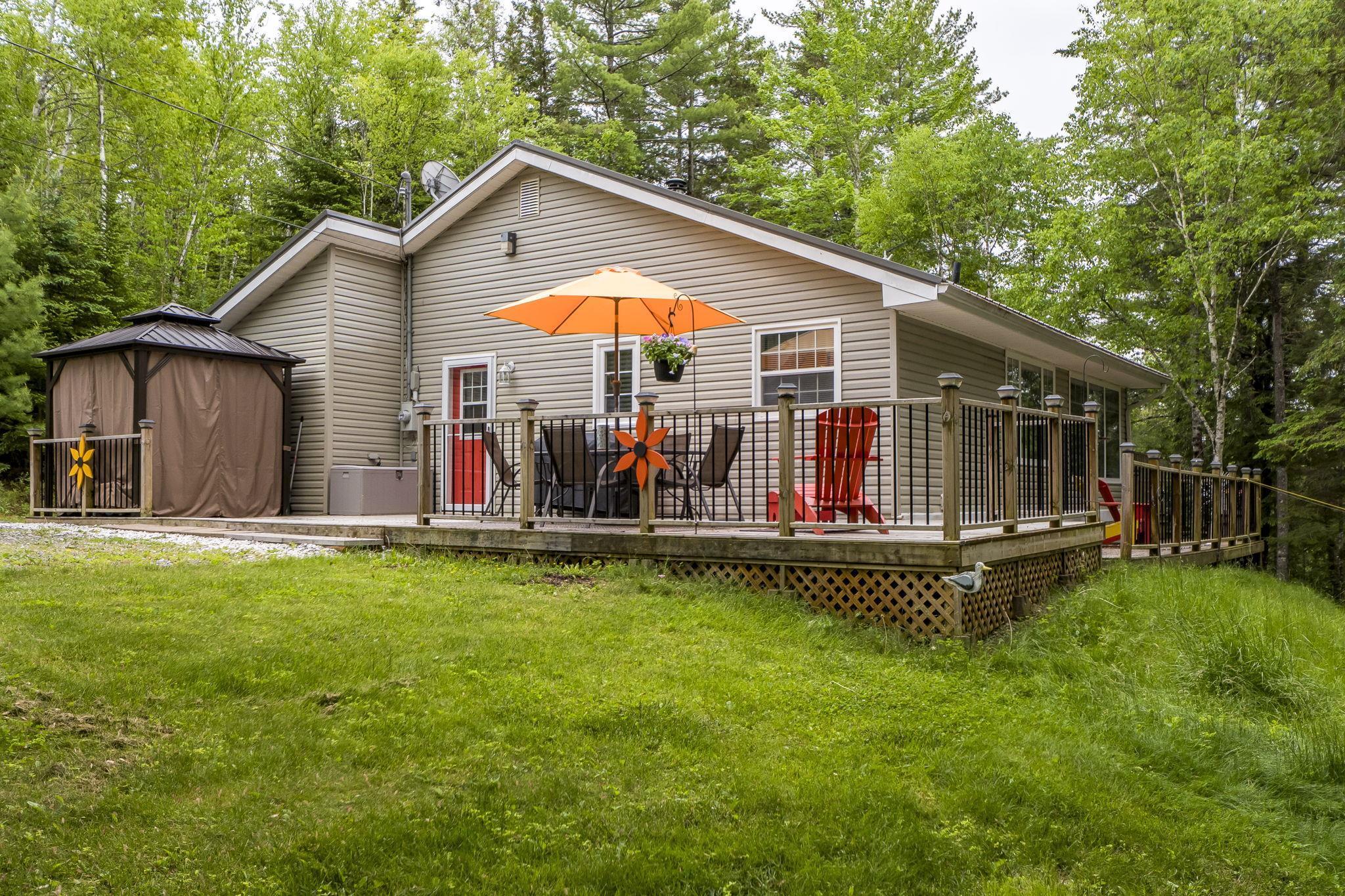 $319,000.00: 303 Hemlock Loop, Cloverdale