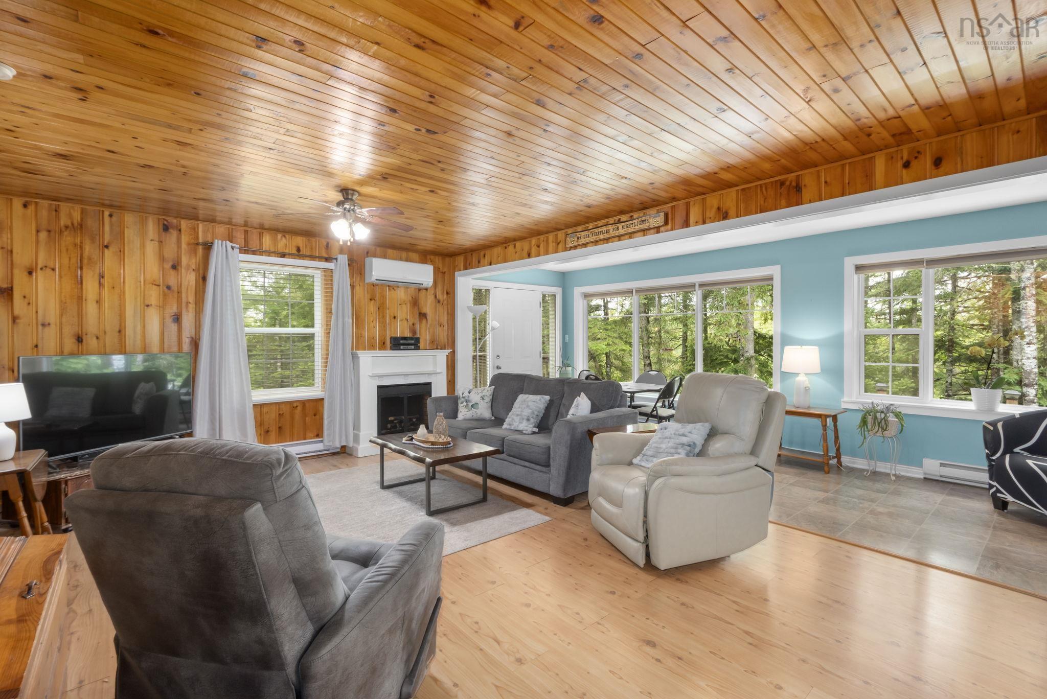 $319,000.00: 303 Hemlock Loop, Cloverdale