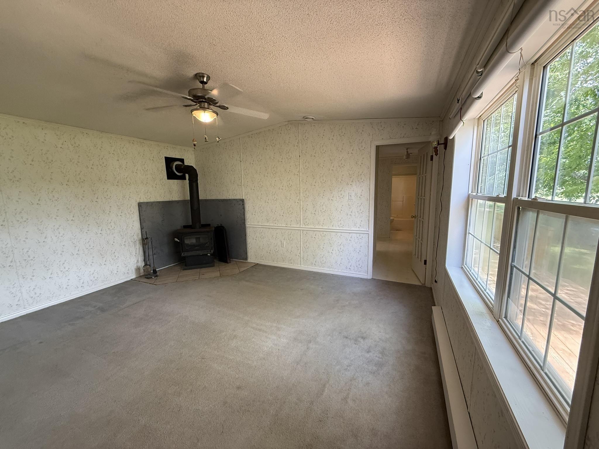 $229,000.00: 1061 Mountain Road, Mountain Road