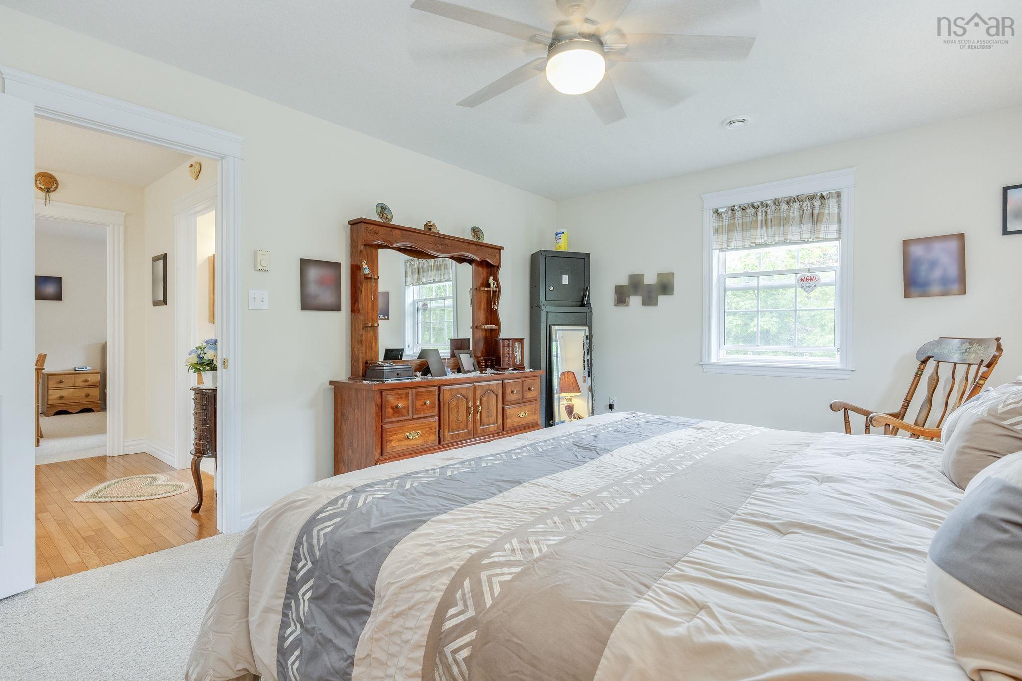 $599,900.00: 4 Laurel Street, Kingston
