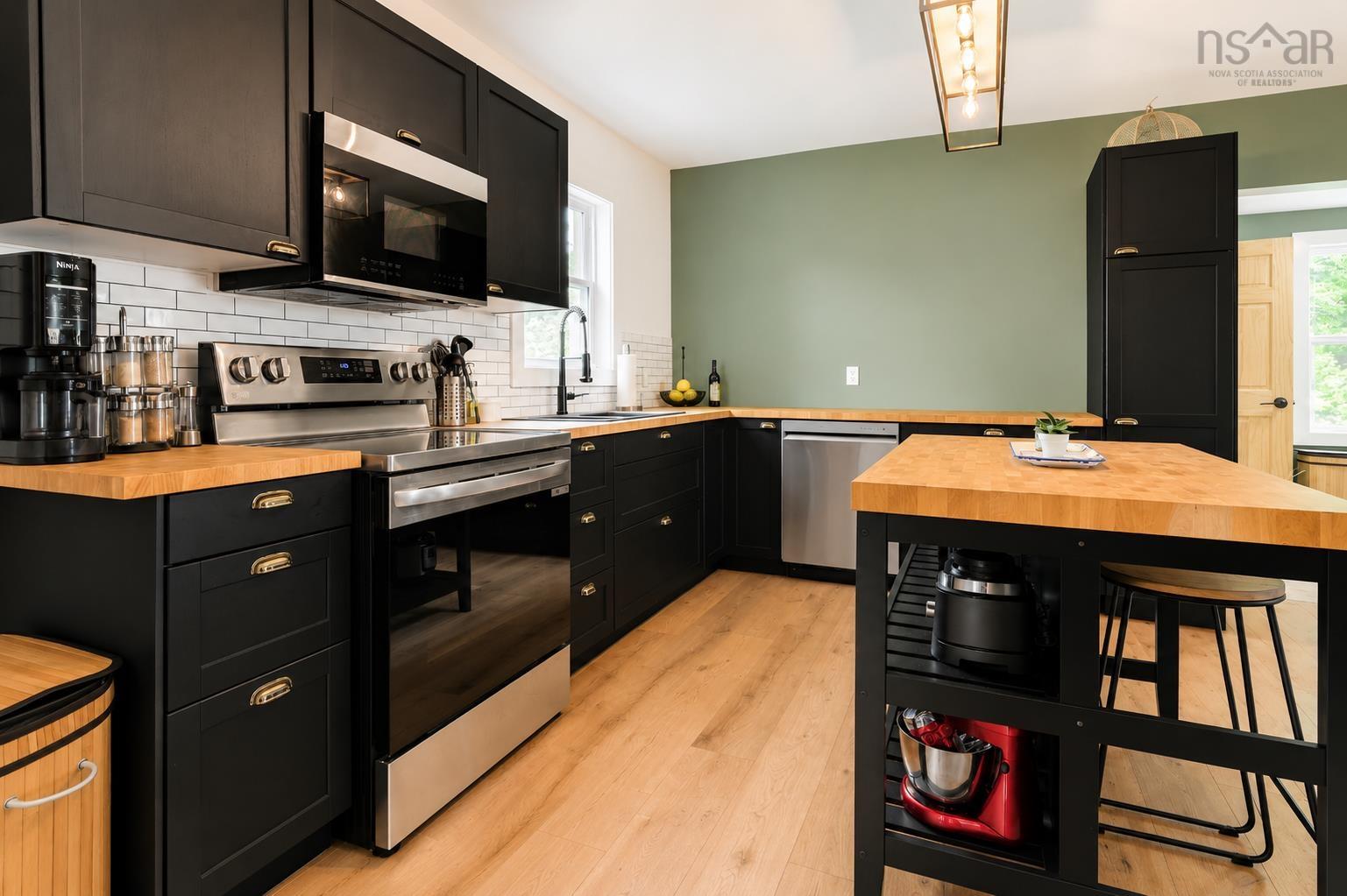 $455,000.00: 29 Klondyke St., Kentville, Kentville