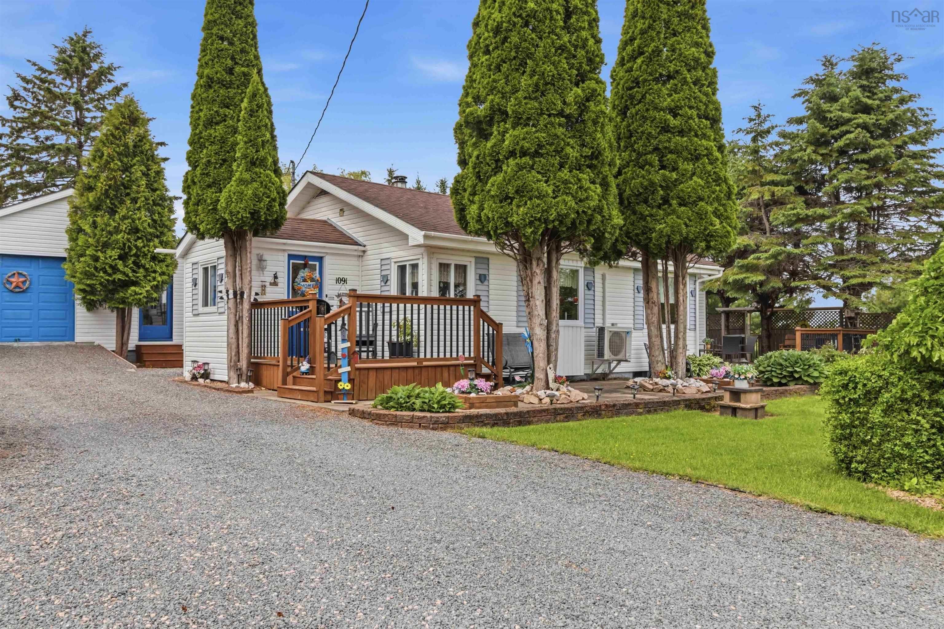 $325,000.00: 1091 RIDGE Road, Falkland Ridge