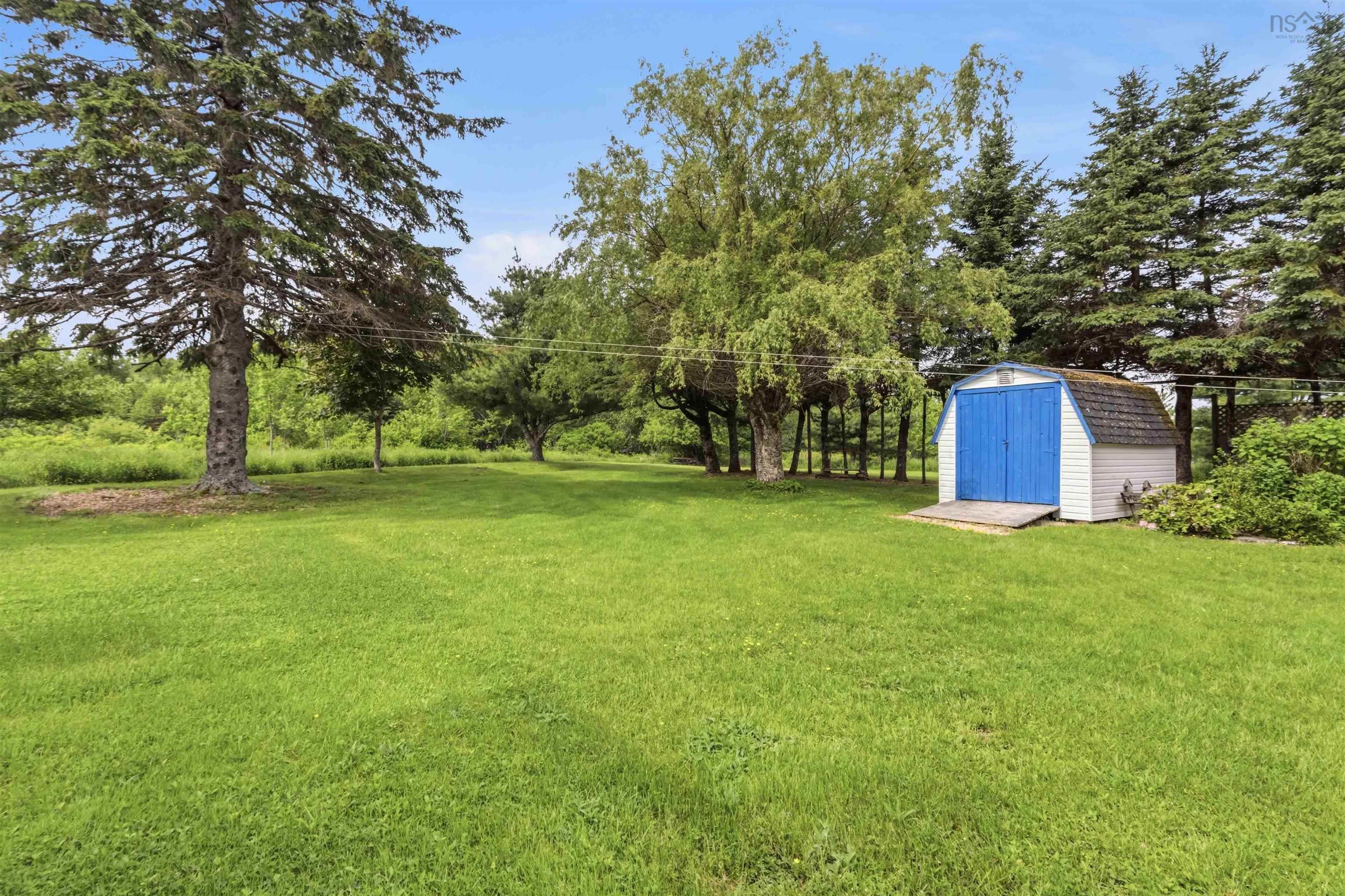 $325,000.00: 1091 RIDGE Road, Falkland Ridge