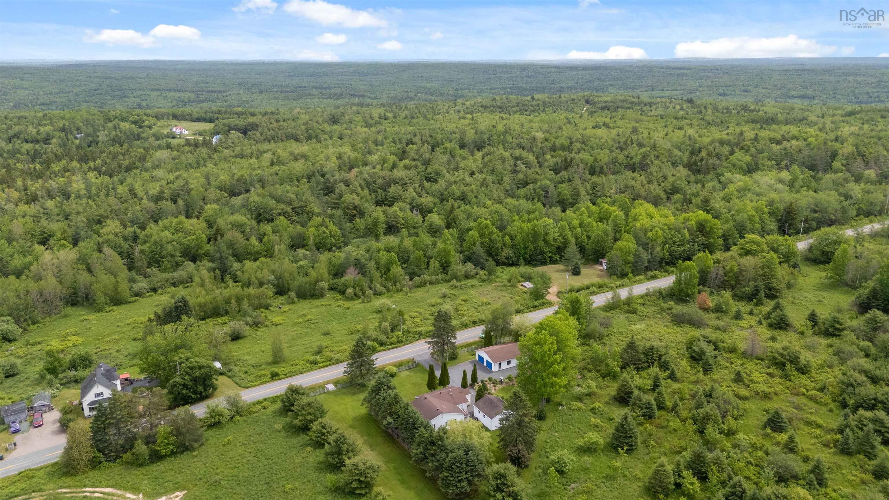 $325,000.00: 1091 RIDGE Road, Falkland Ridge