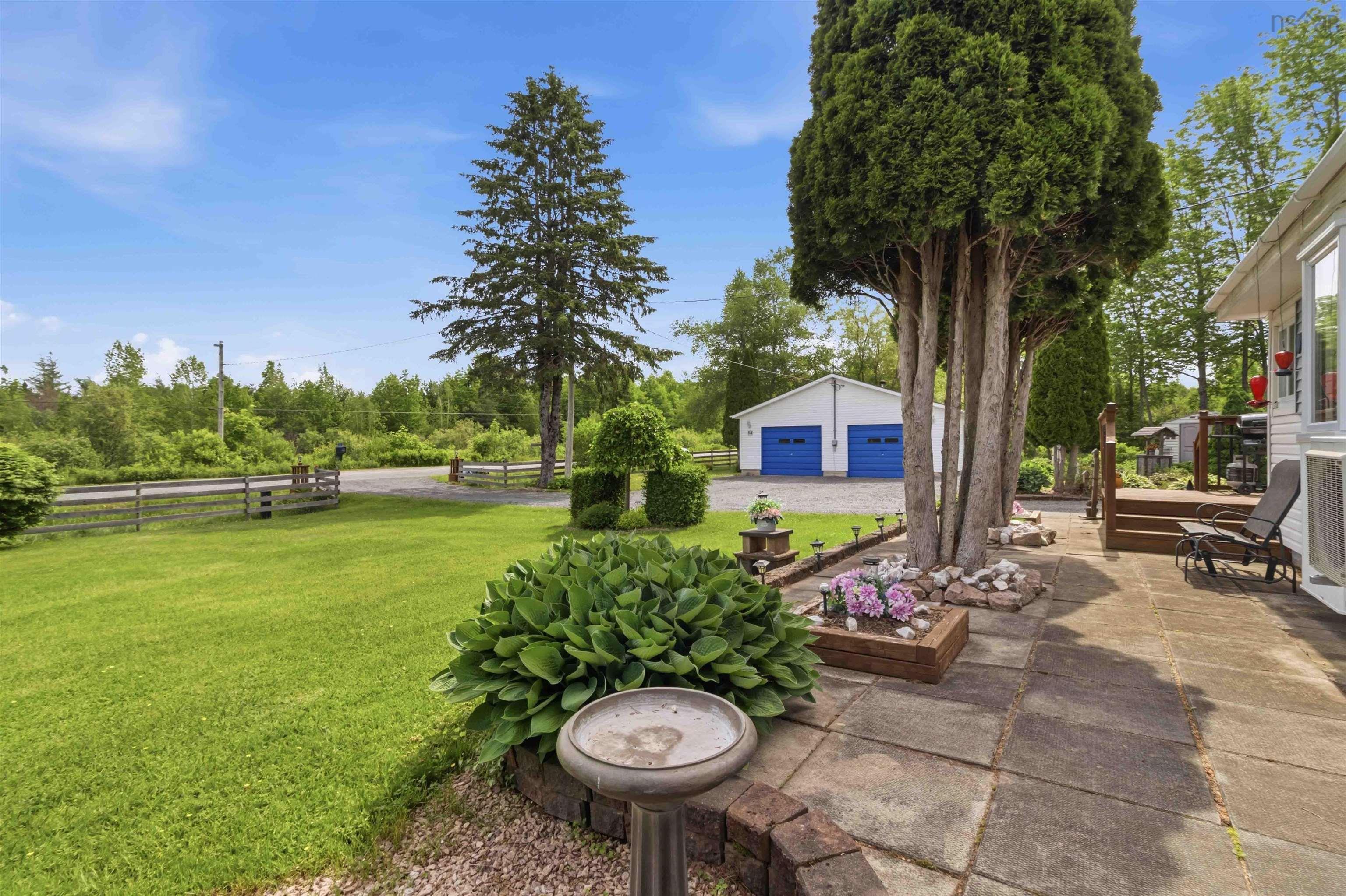 $325,000.00: 1091 RIDGE Road, Falkland Ridge