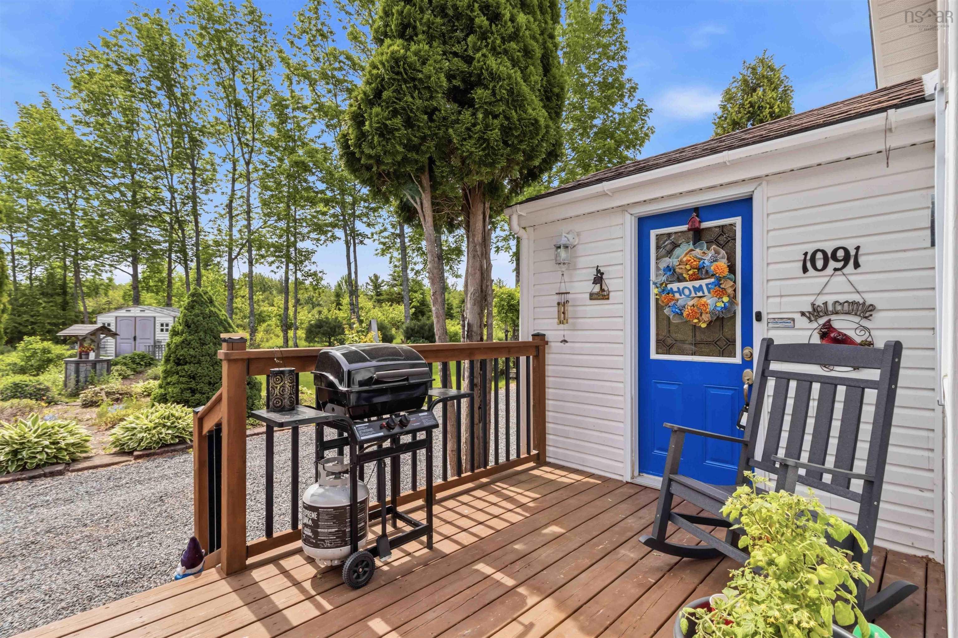 $325,000.00: 1091 RIDGE Road, Falkland Ridge