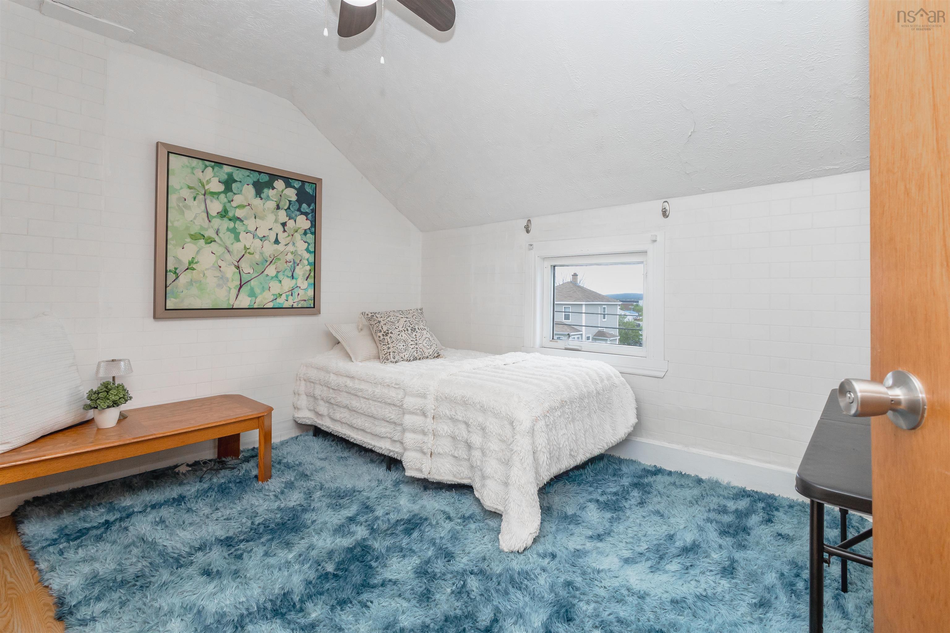 $184,000.00: 32 Richmond Street, Sydney