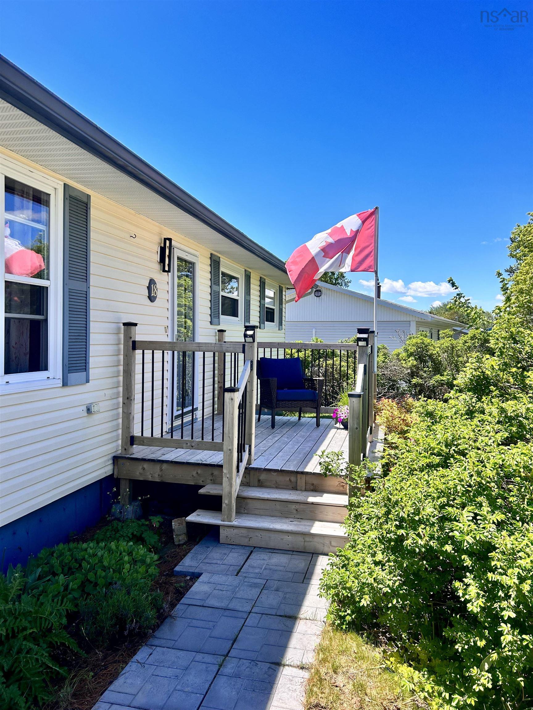 $295,000.00: 18 Oak Crescent, Port Hawkesbury