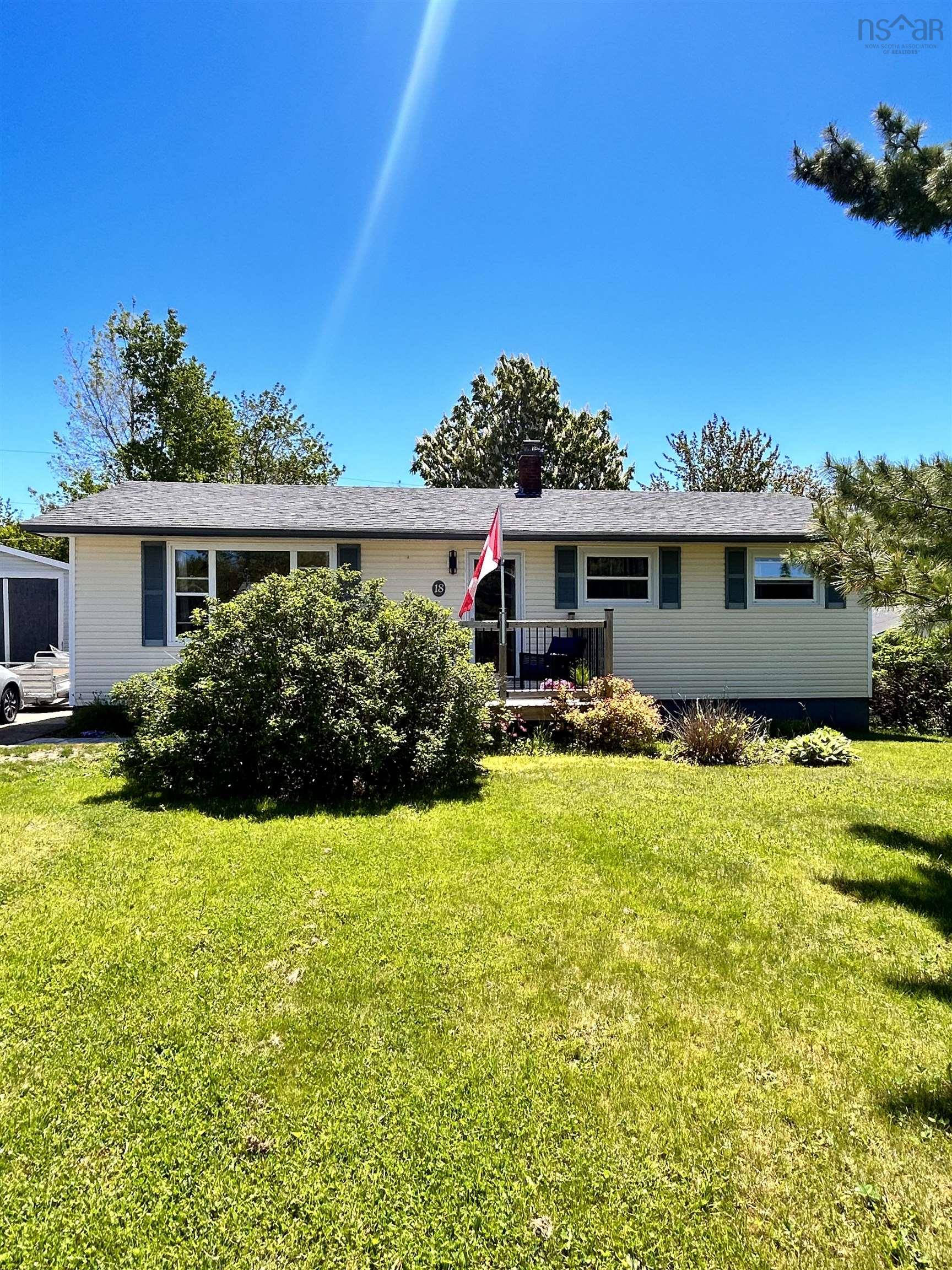 $295,000.00: 18 Oak Crescent, Port Hawkesbury