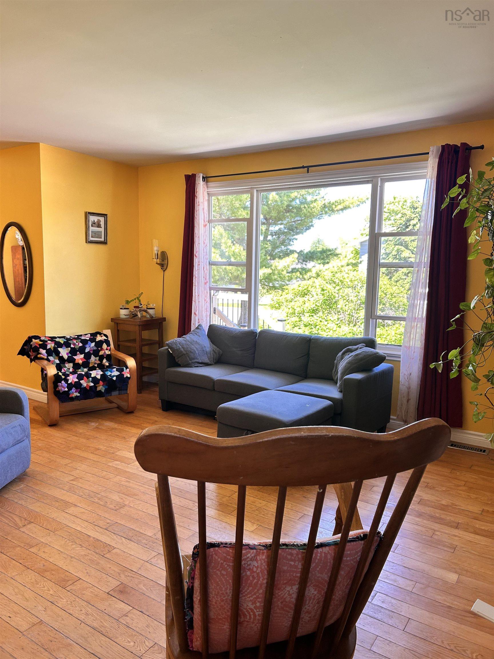 $295,000.00: 18 Oak Crescent, Port Hawkesbury