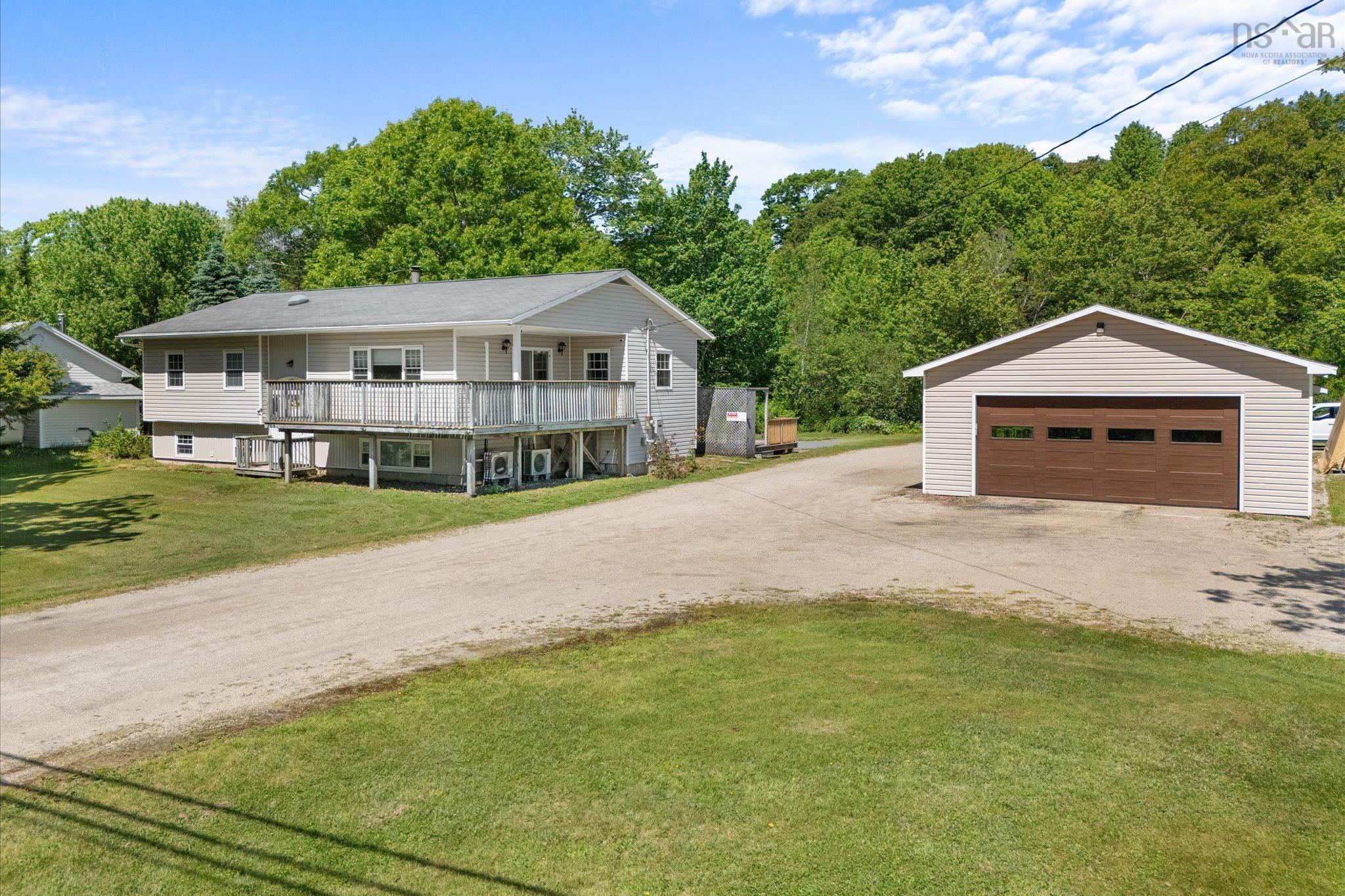 $574,900.00: 706 Highway 325, Blockhouse