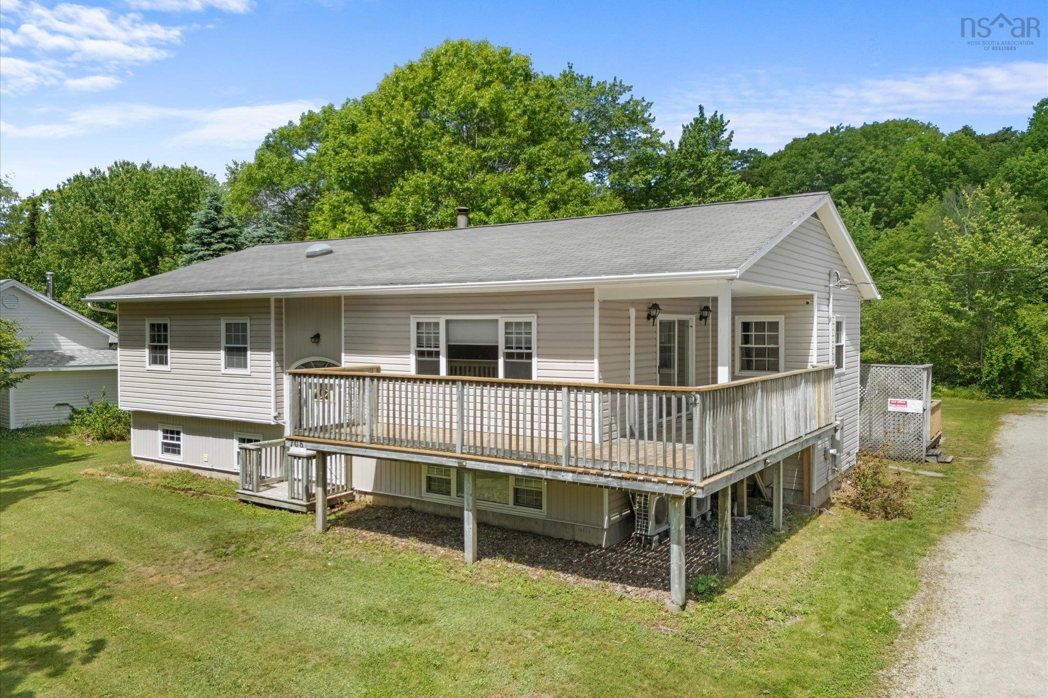 $574,900.00: 706 Highway 325, Blockhouse