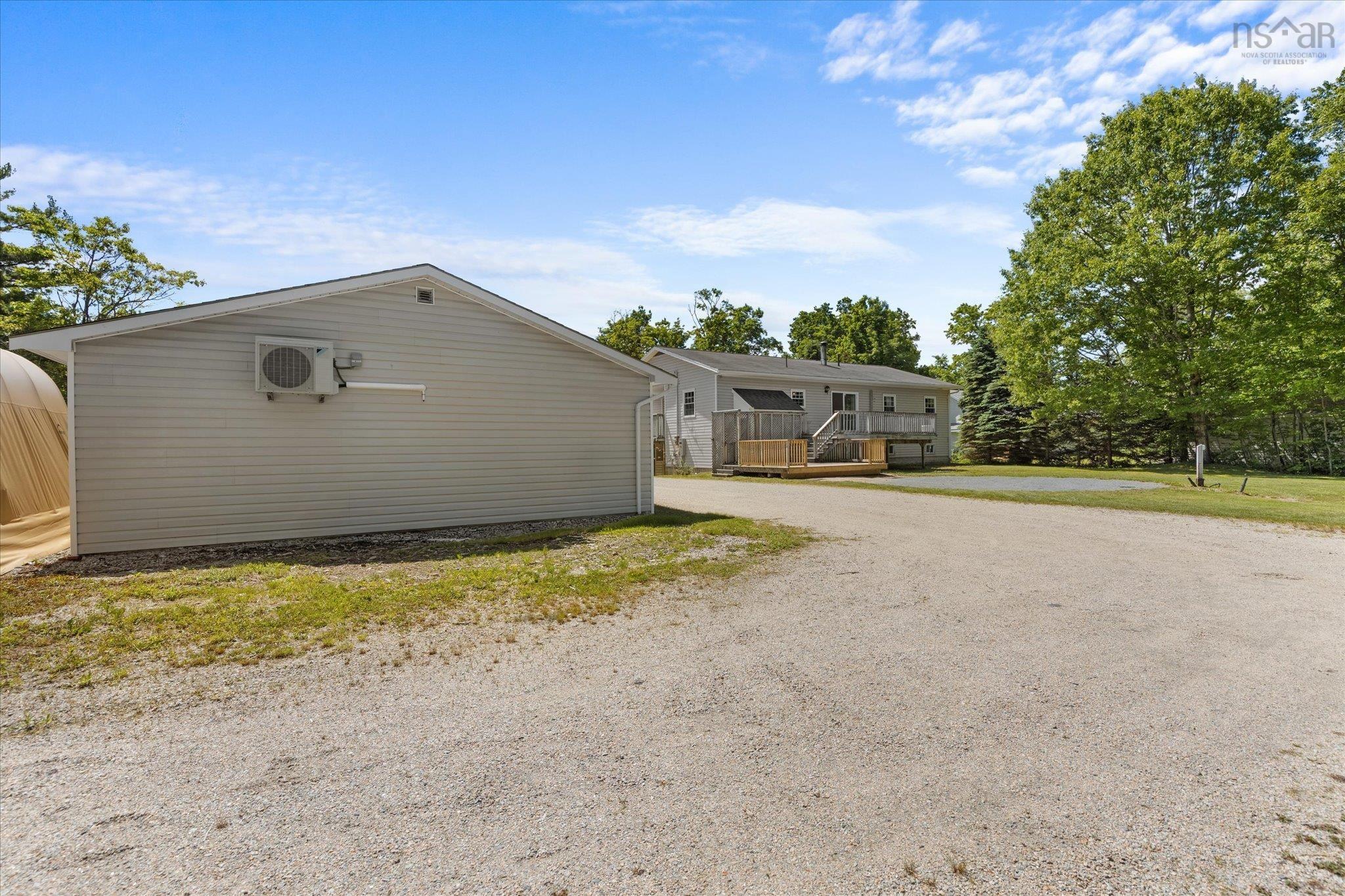 $574,900.00: 706 Highway 325, Blockhouse