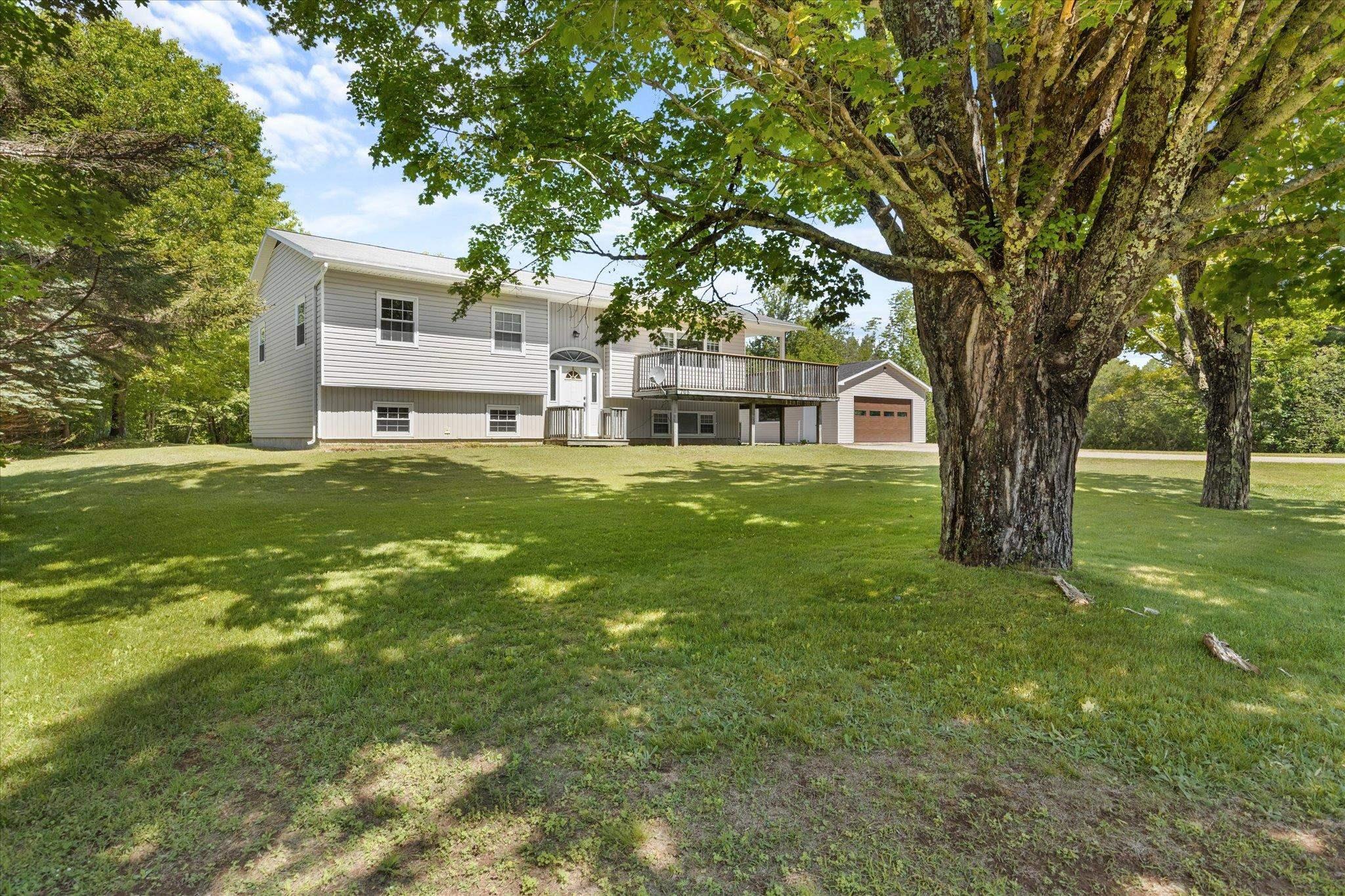 $574,900.00: 706 Highway 325, Blockhouse