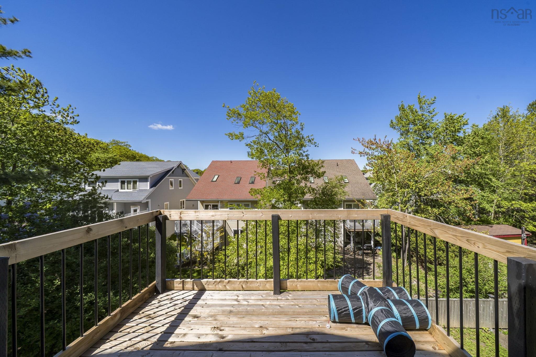 $599,900.00: 7 Crabapple Lane, Spryfield