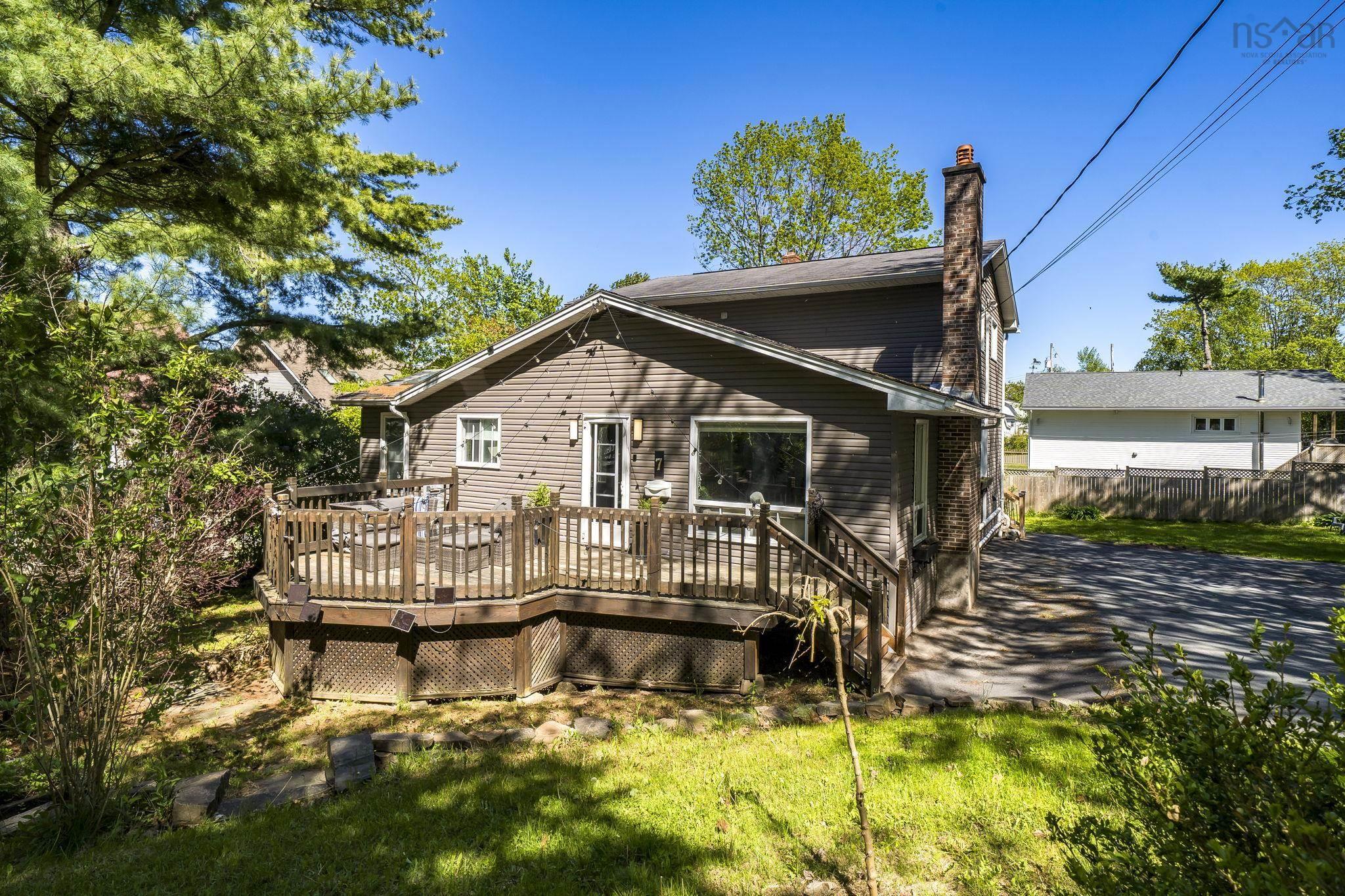 $599,900.00: 7 Crabapple Lane, Spryfield