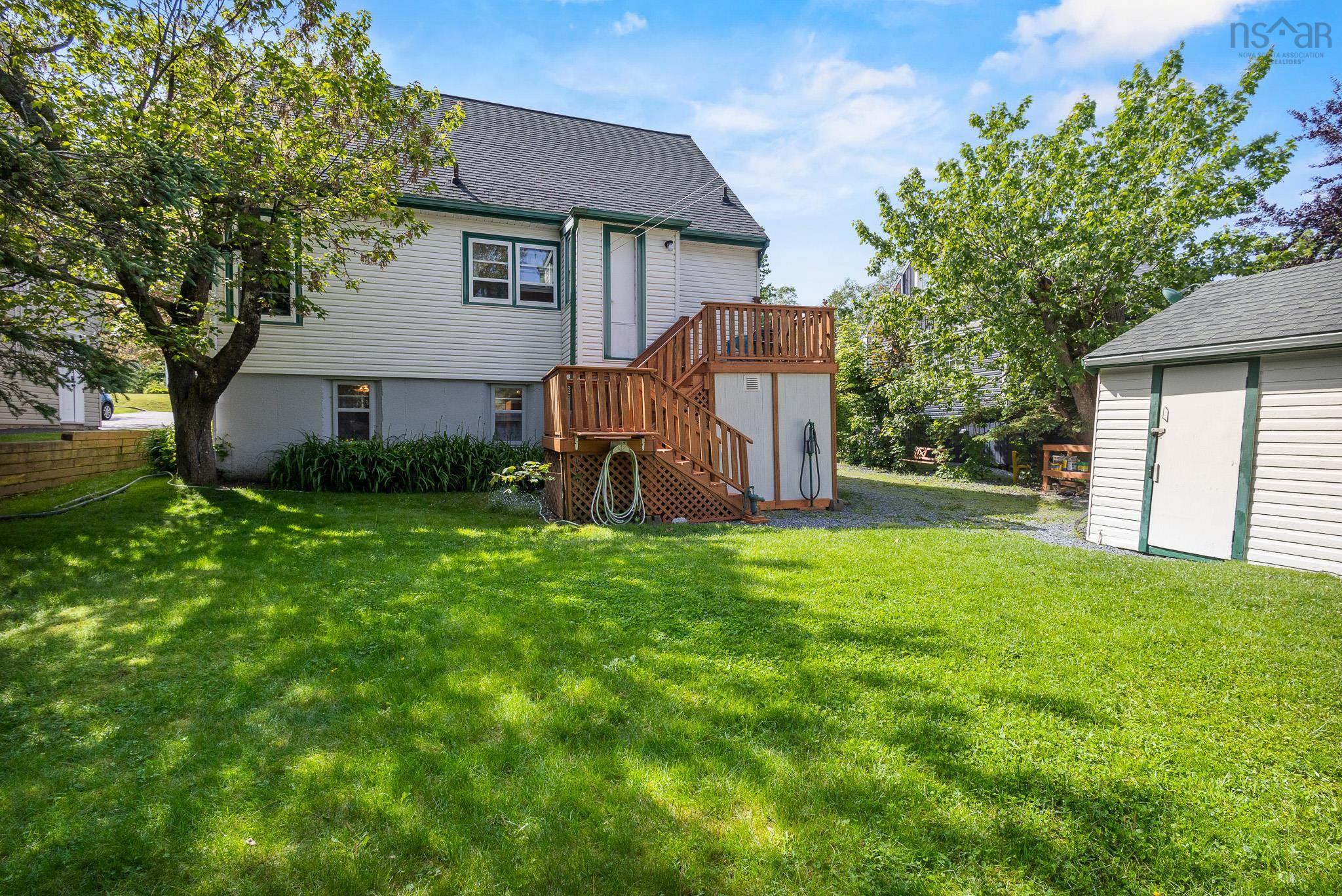 $515,000.00: 10 Parkdale Avenue, Timberlea