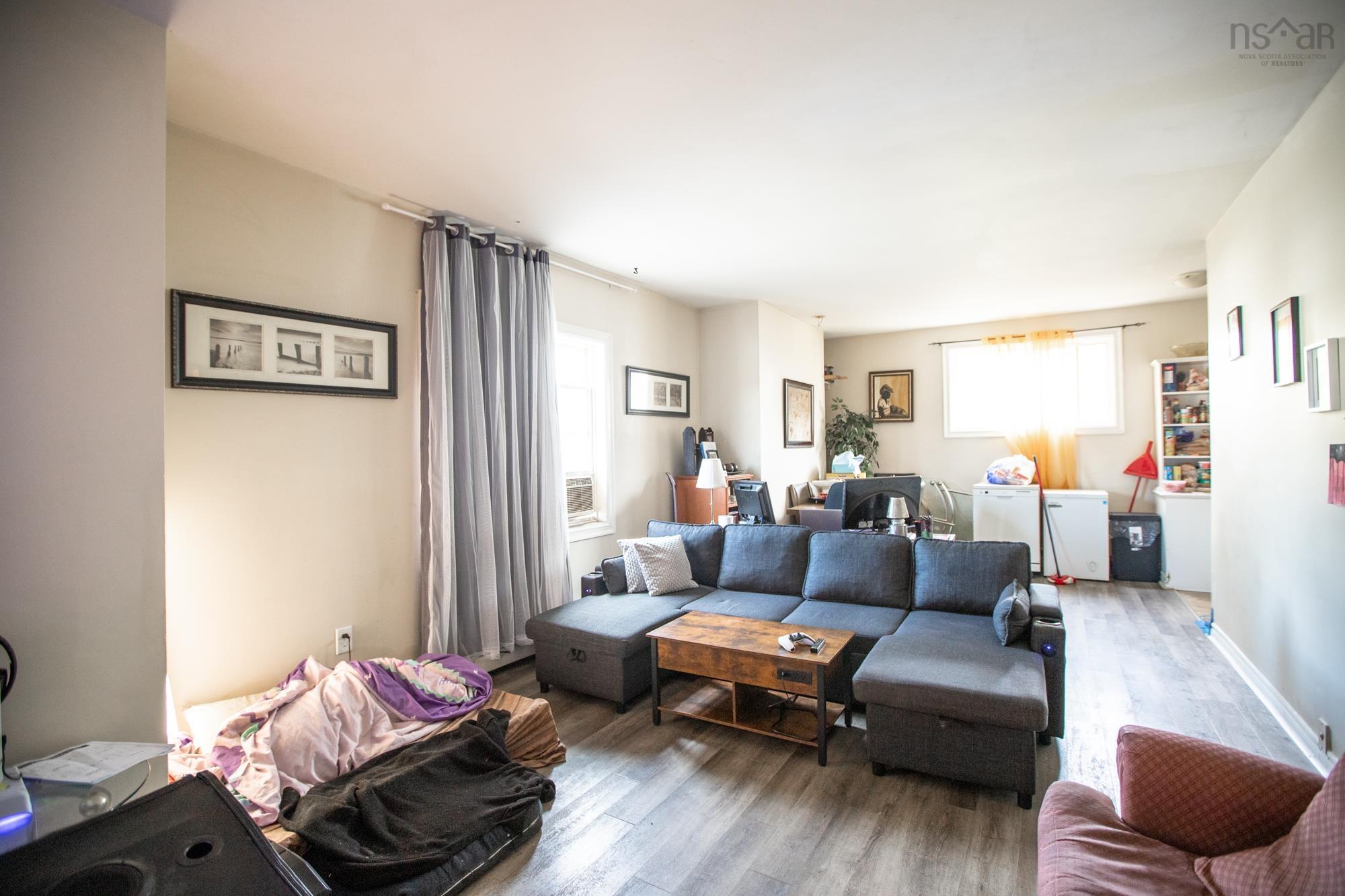 $699,900.00: 11 Birch Street, Fairview