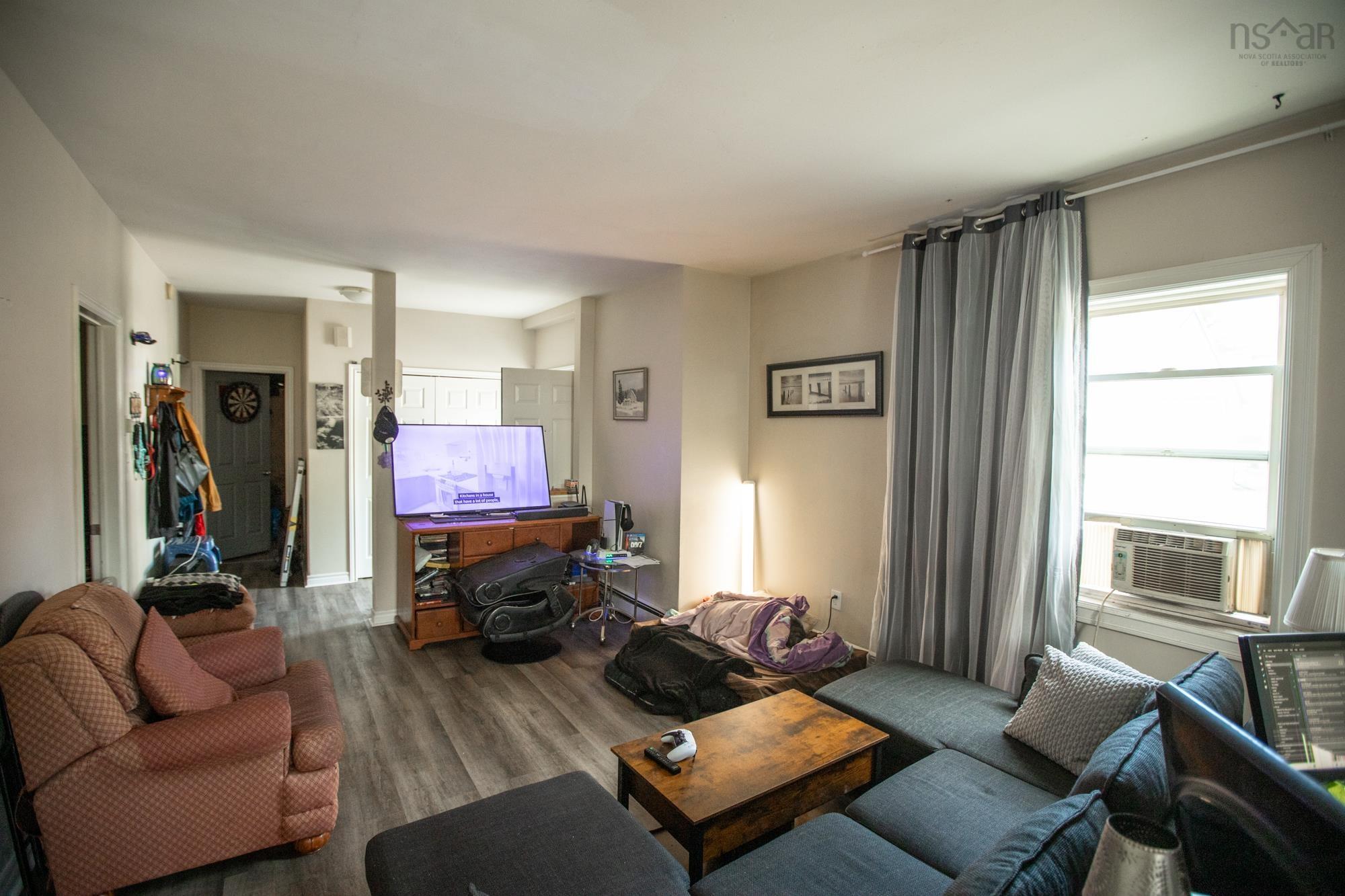 $699,900.00: 11 Birch Street, Fairview