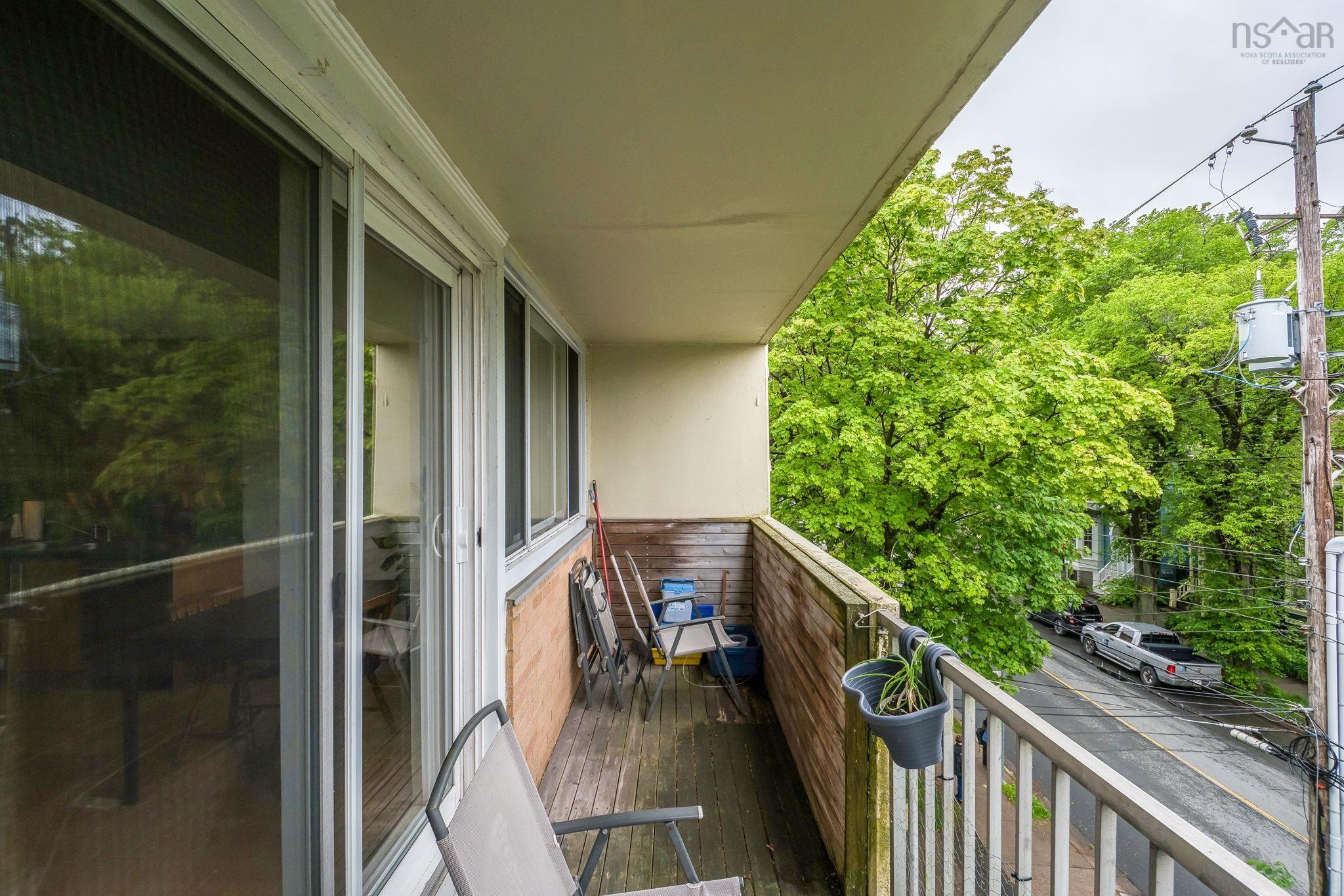 $450,000.00: 404 990 McLean Street, Halifax