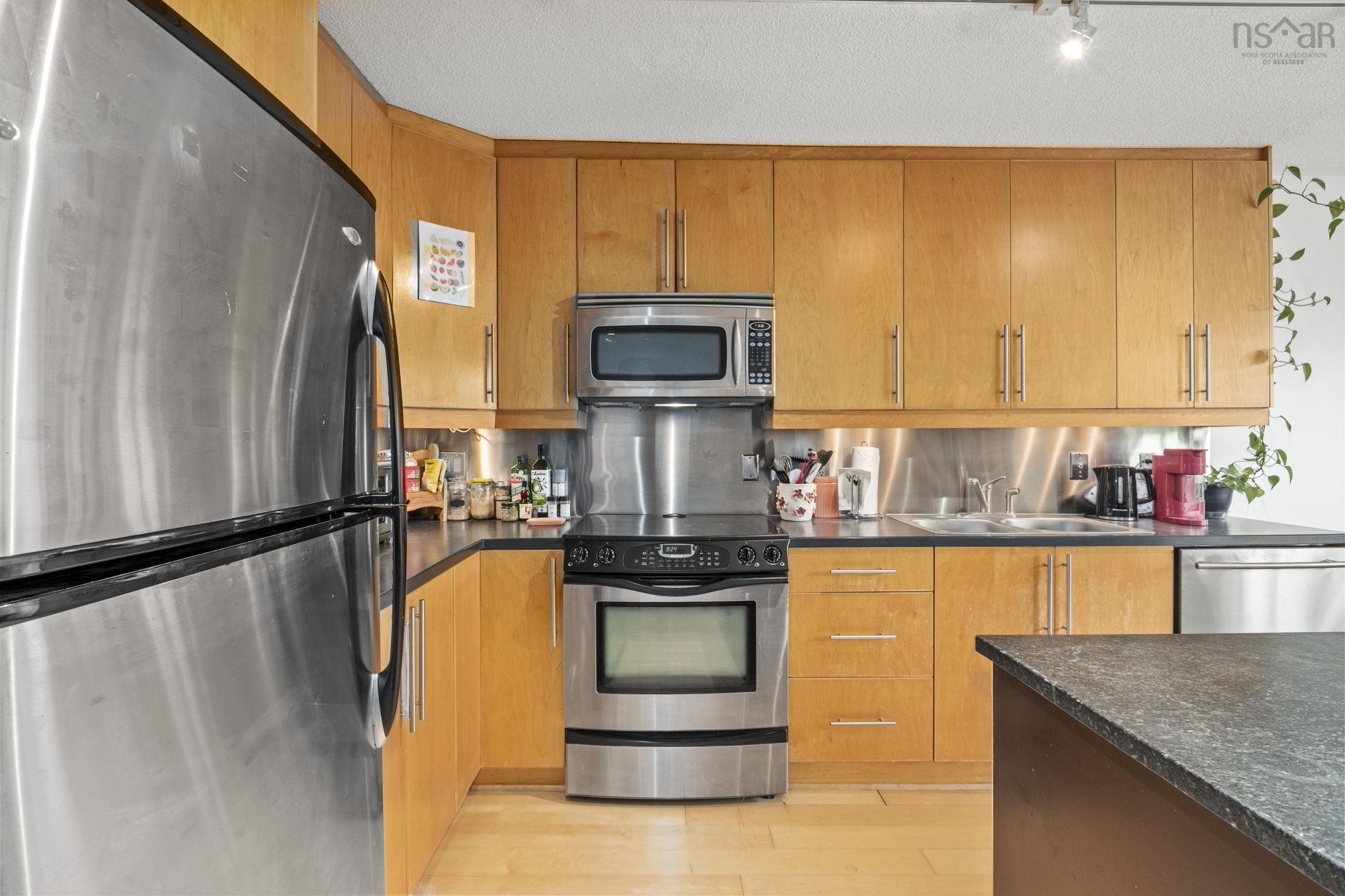 $450,000.00: 404 990 McLean Street, Halifax