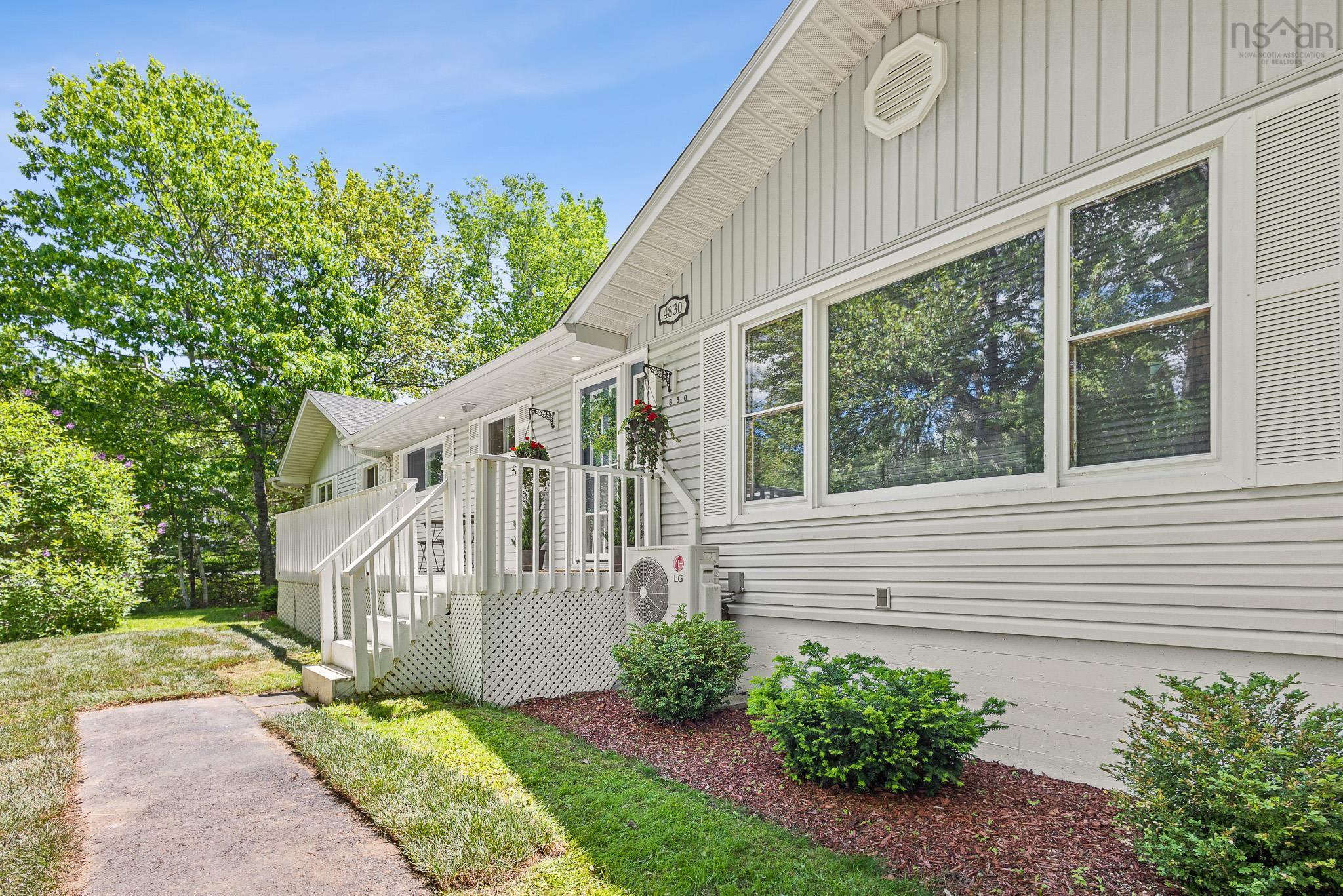 $725,000.00: 4830 St Margarets Bay Road, Upper Tantallon