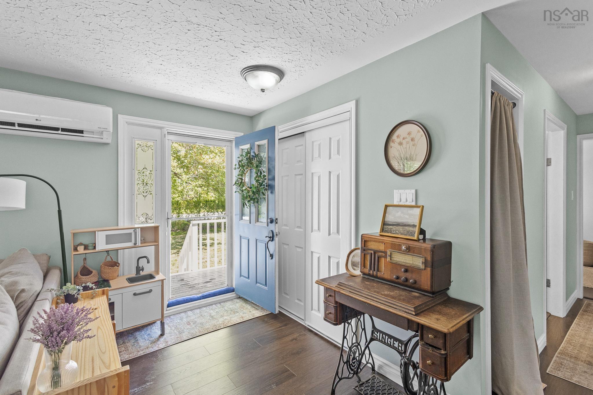 $725,000.00: 4830 St Margarets Bay Road, Upper Tantallon