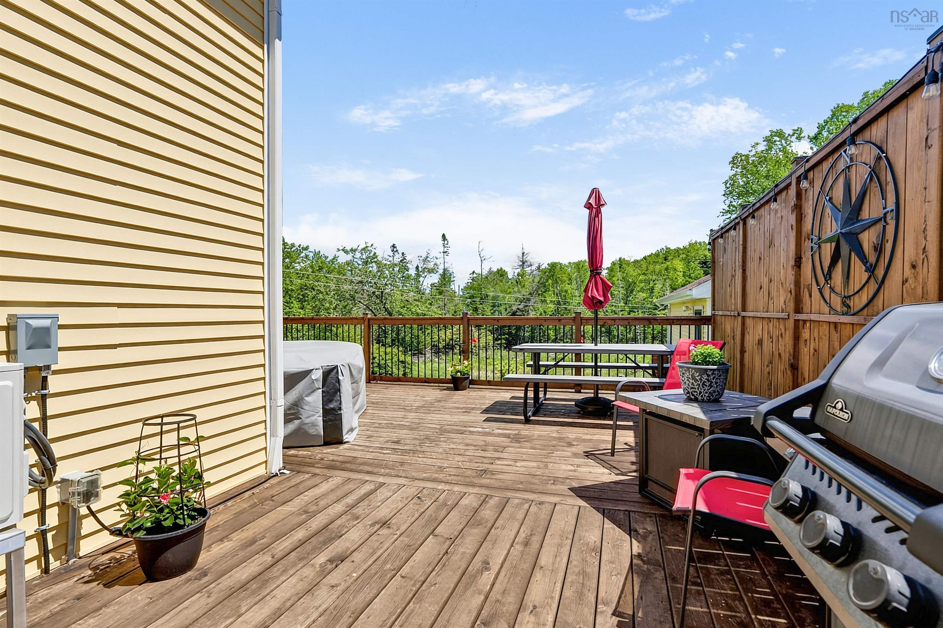 $449,900.00: 689 West Ship Harbour Road, Ship Harbour