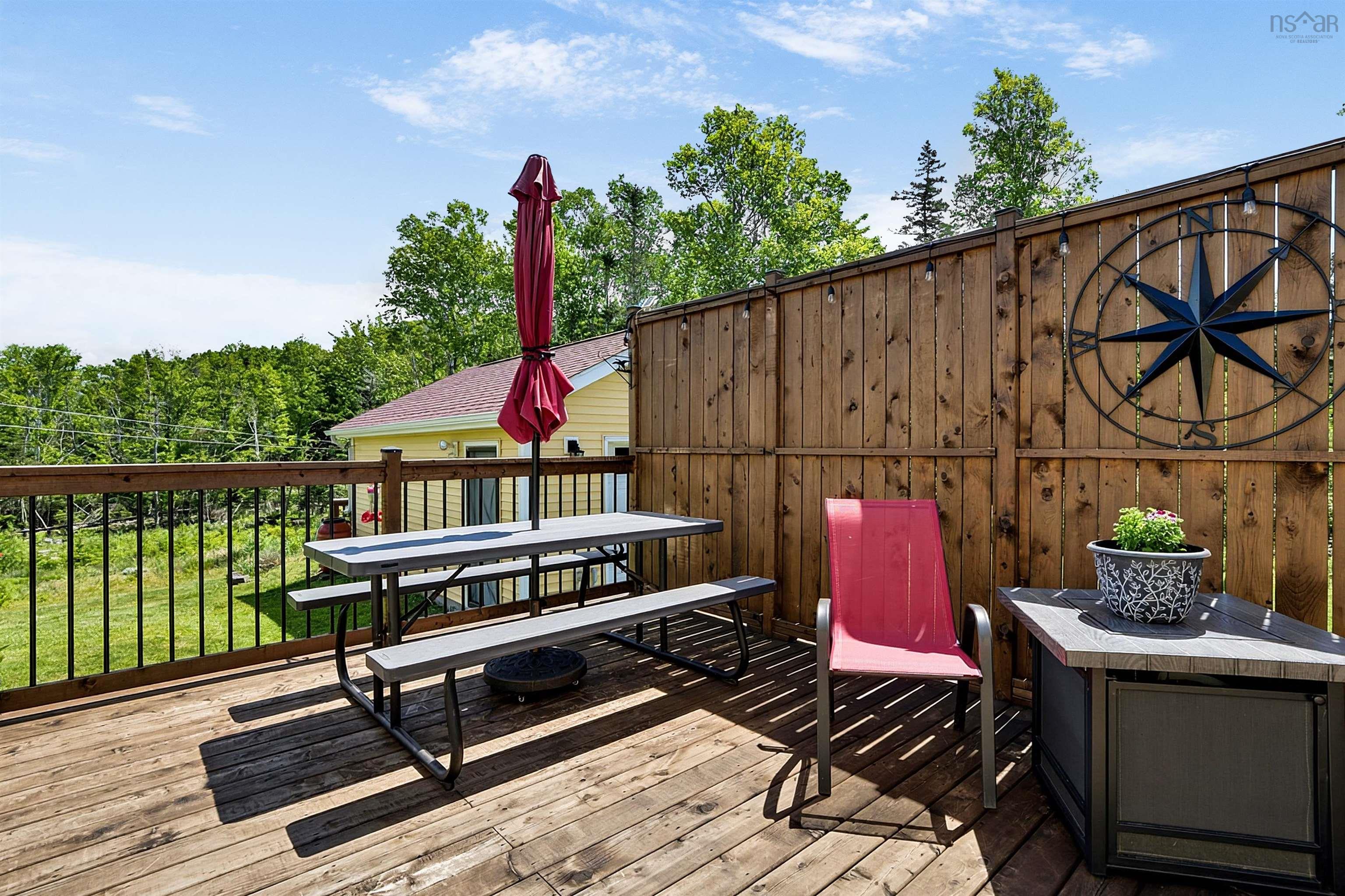 $449,900.00: 689 West Ship Harbour Road, Ship Harbour