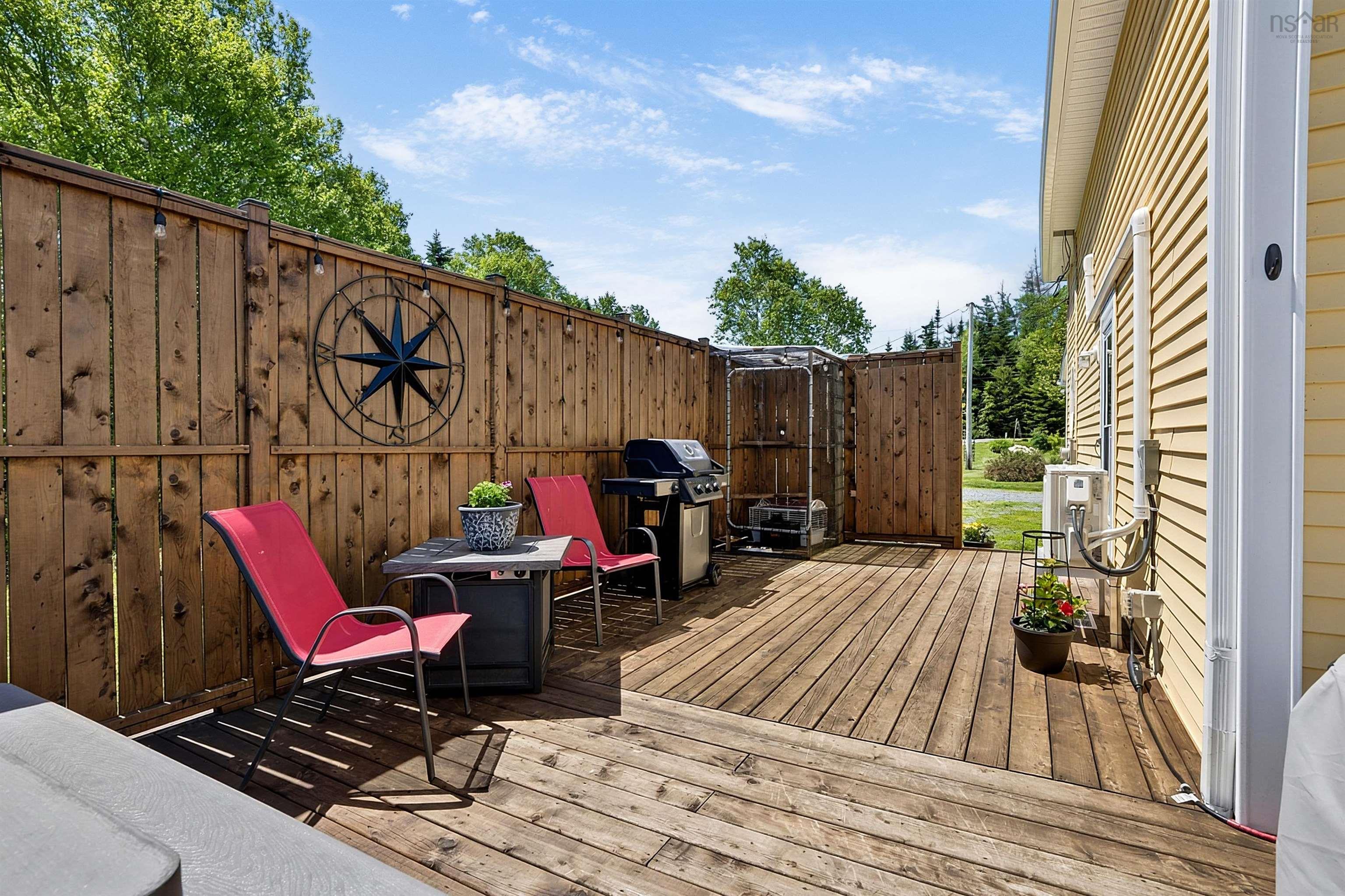 $449,900.00: 689 West Ship Harbour Road, Ship Harbour