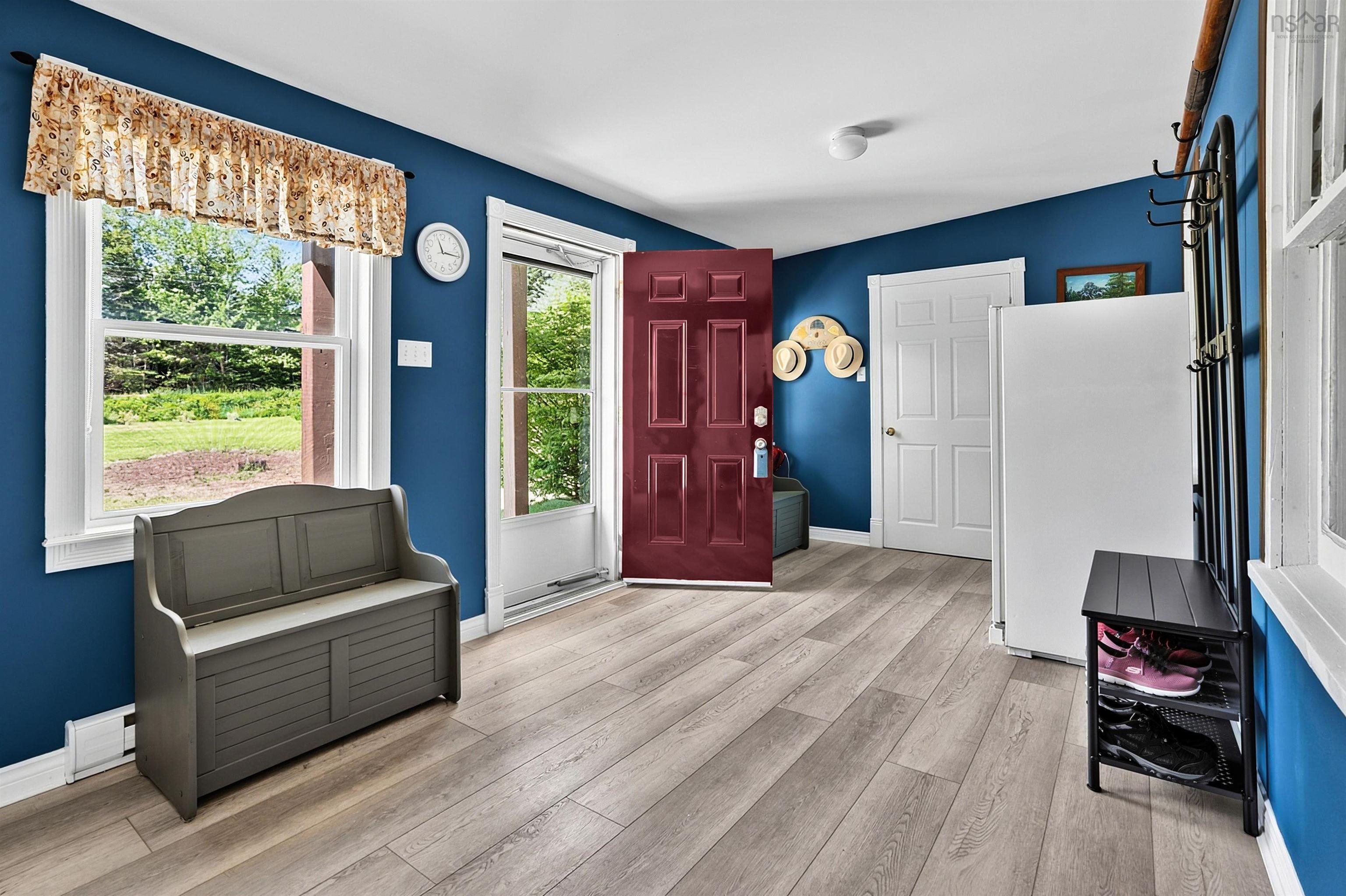 $449,900.00: 689 West Ship Harbour Road, Ship Harbour