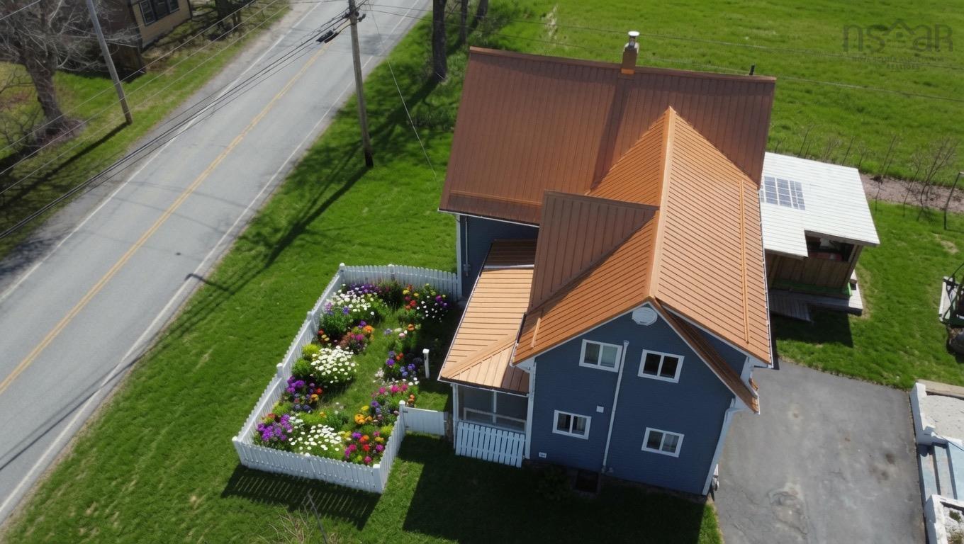 $759,000.00: 4935 Highway 10, New Germany