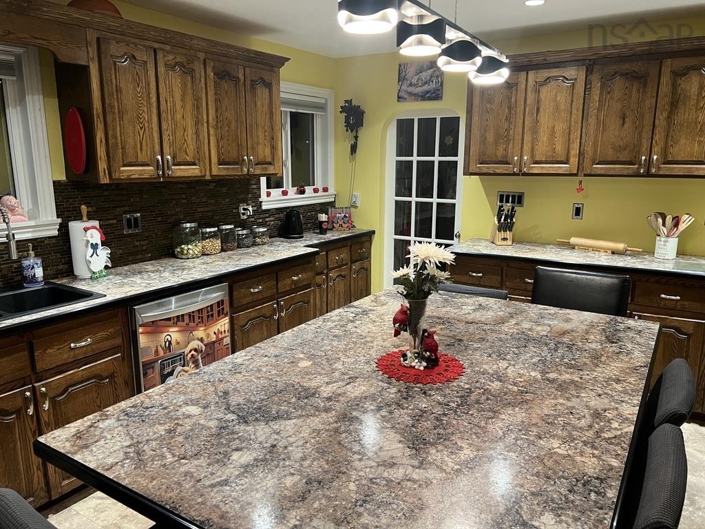 $759,000.00: 4935 Highway 10, New Germany