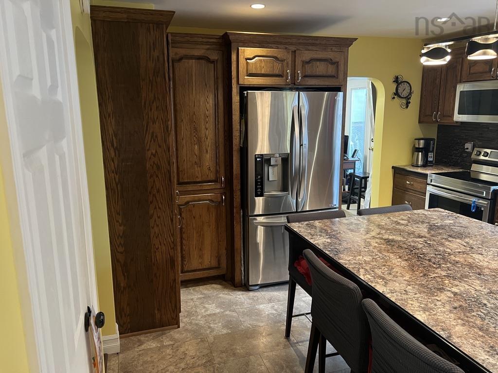 $759,000.00: 4935 Highway 10, New Germany