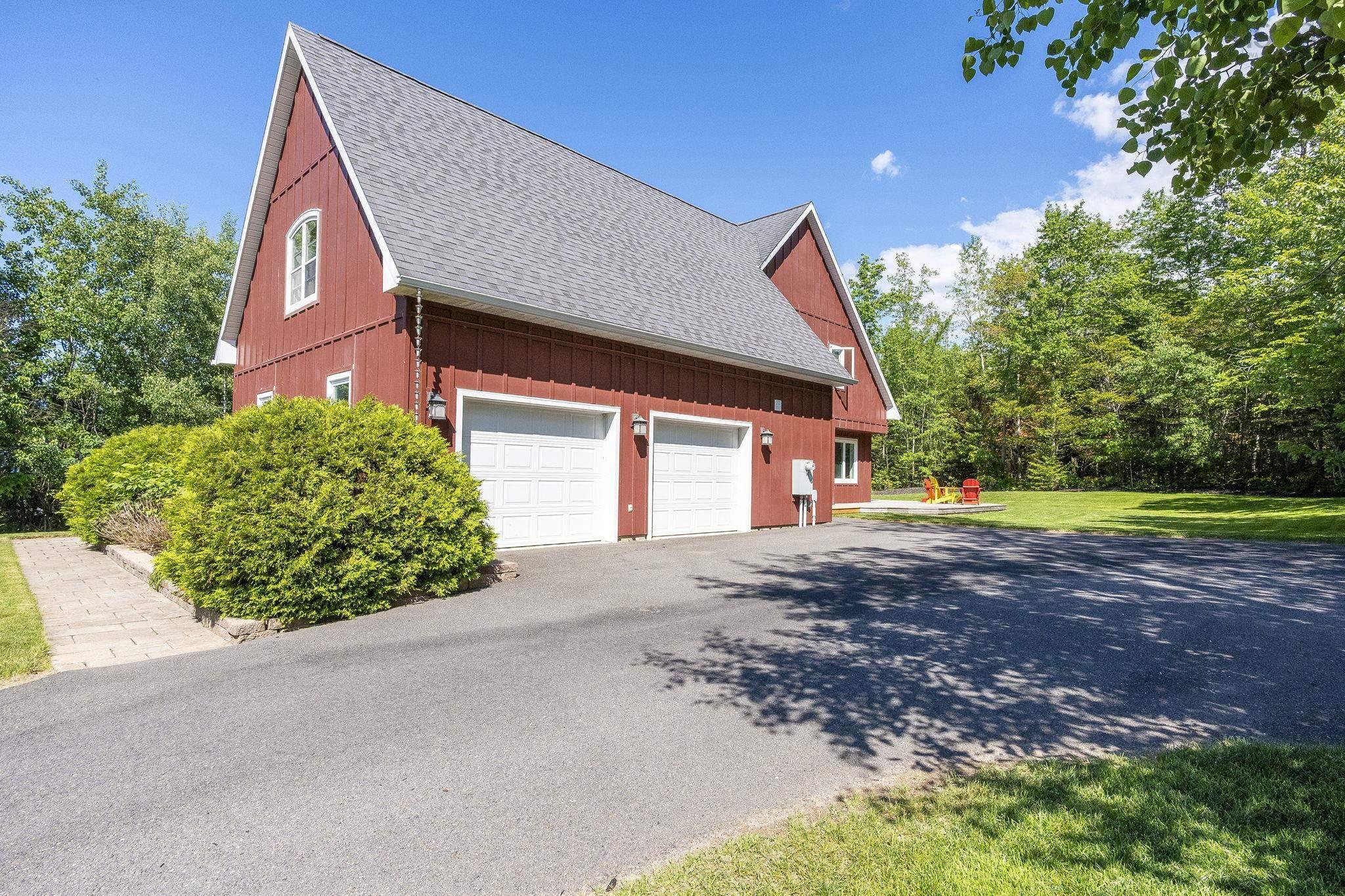 $975,000.00: 3 Queens Court W, Kentville