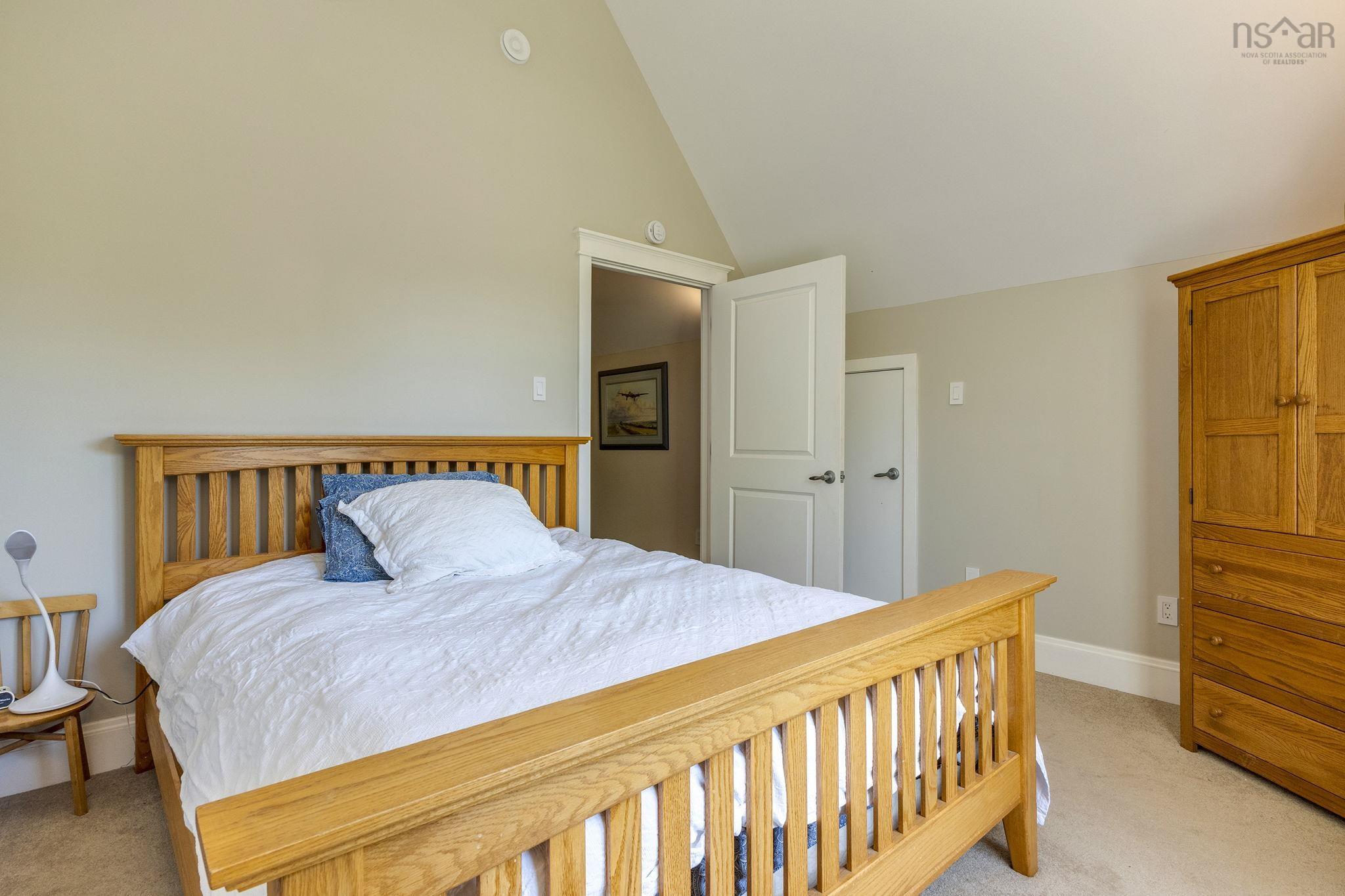 $975,000.00: 3 Queens Court W, Kentville