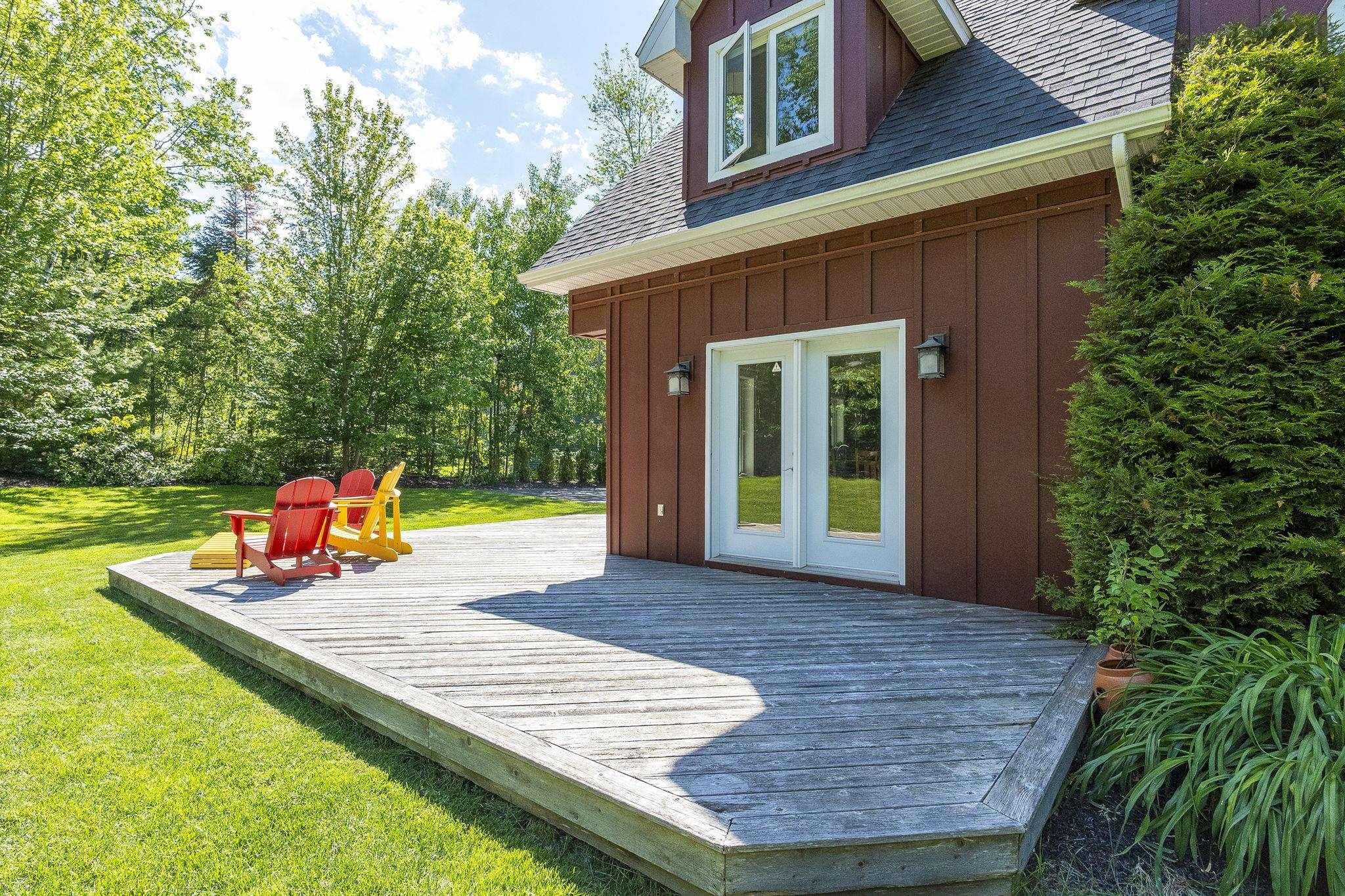 $975,000.00: 3 Queens Court W, Kentville