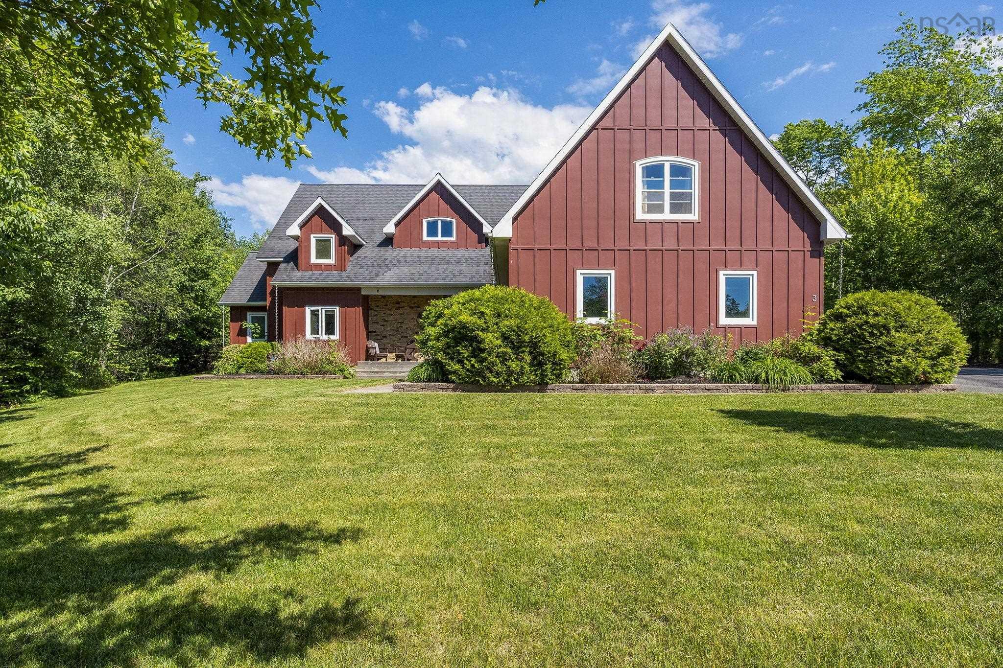$975,000.00: 3 Queens Court W, Kentville
