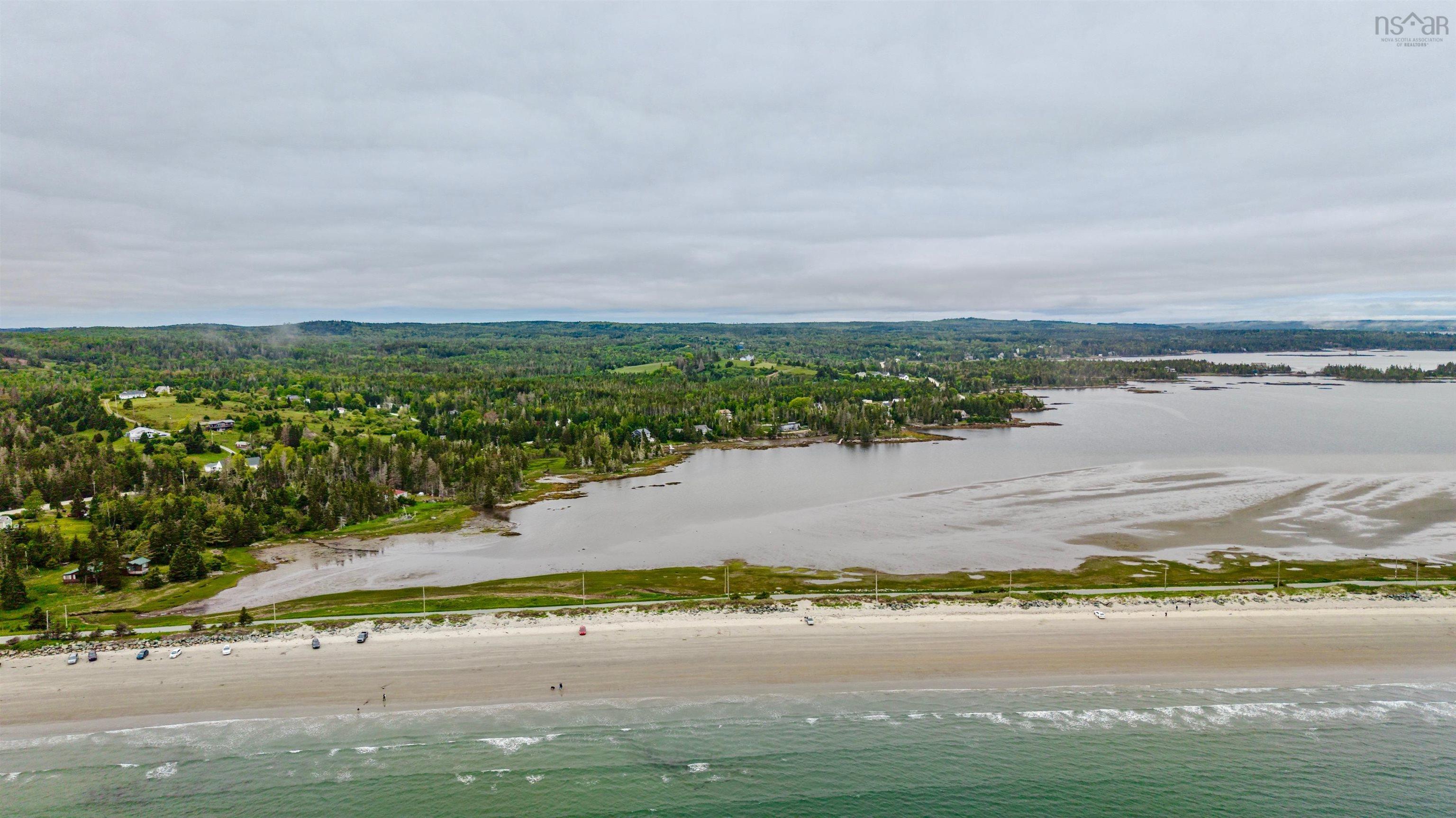 $1,199,000.00: 101 Razilly Lane, Crescent Beach