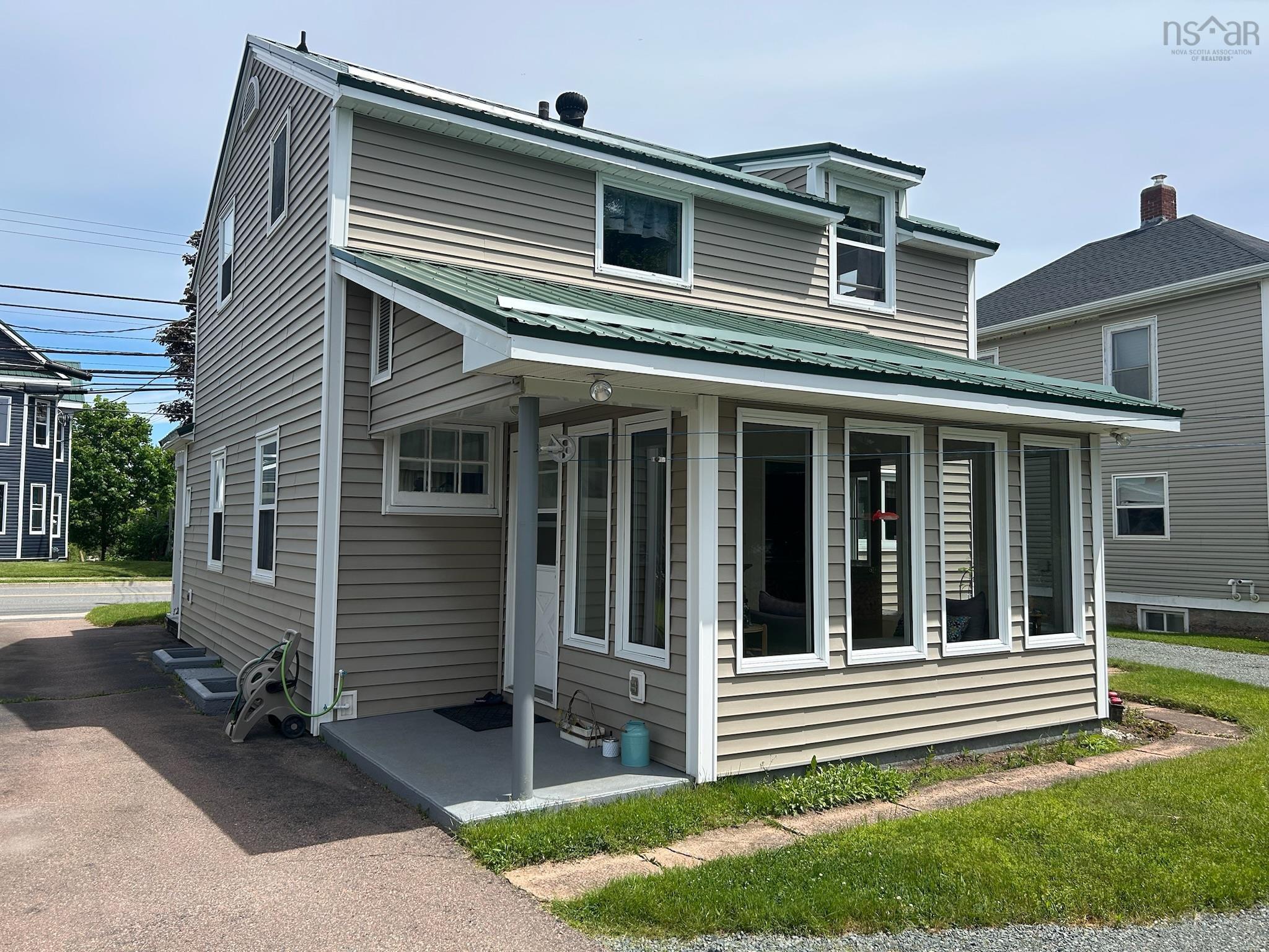 $368,000.00: 458 ROBIE Street, Truro
