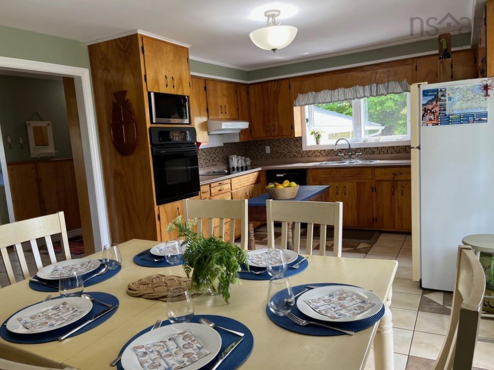 $345,000.00: 11 Ells Lane, Advocate Harbour