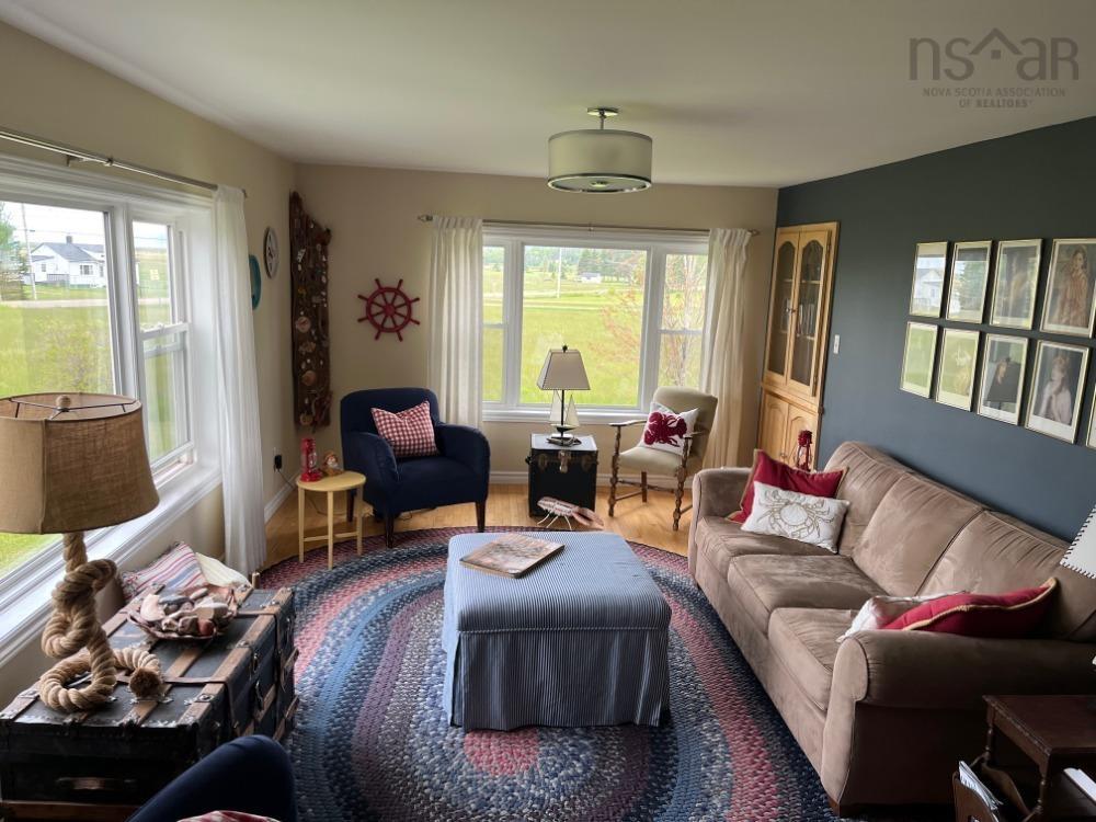 $345,000.00: 11 Ells Lane, Advocate Harbour