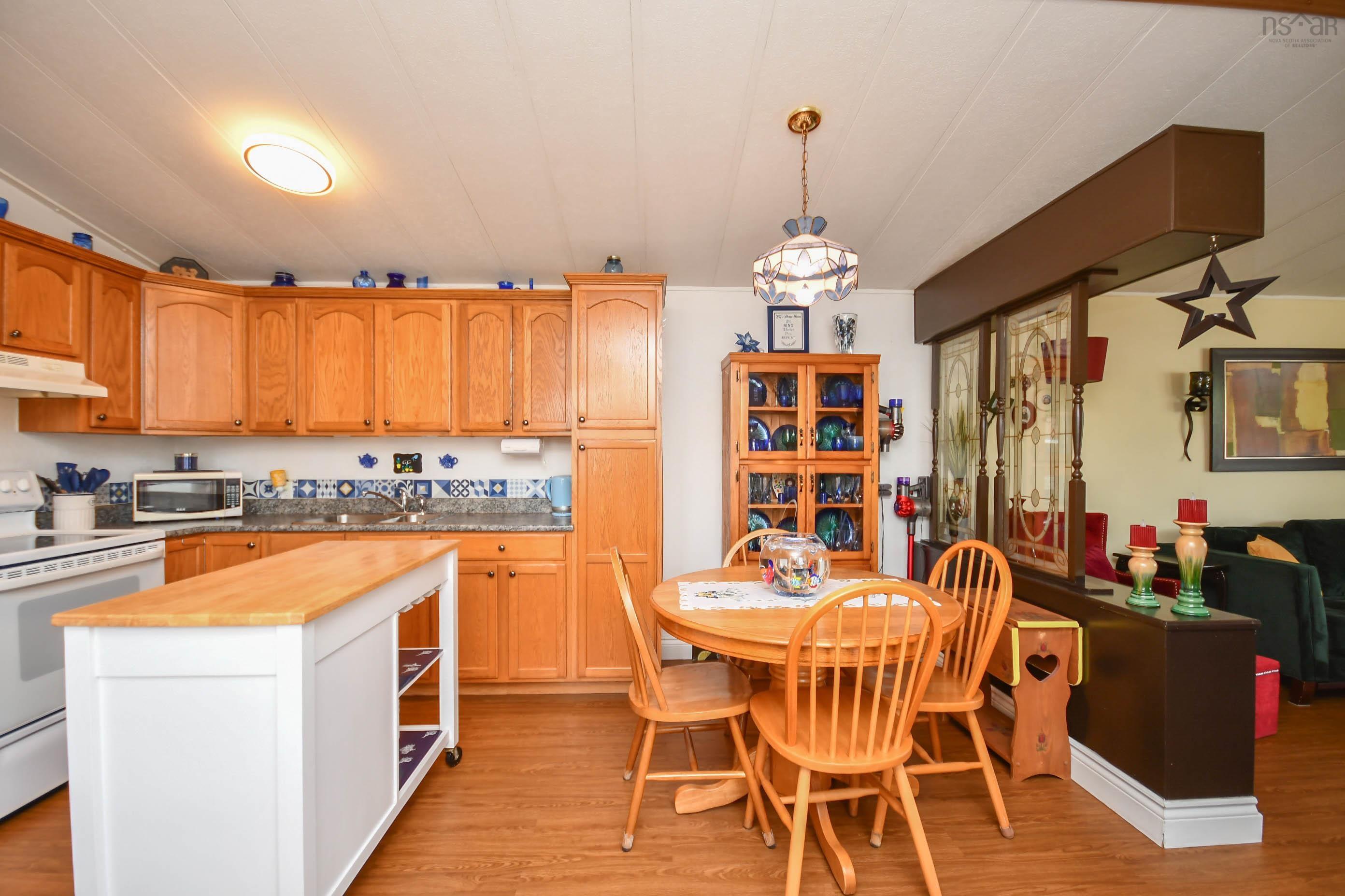 1526 Woodbine Drive, Beaver Bank, NS (MLS 202615045)